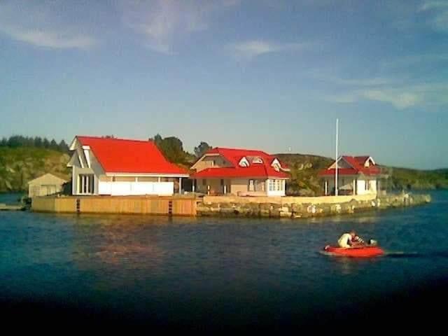 Kassholmen, Bakkasund