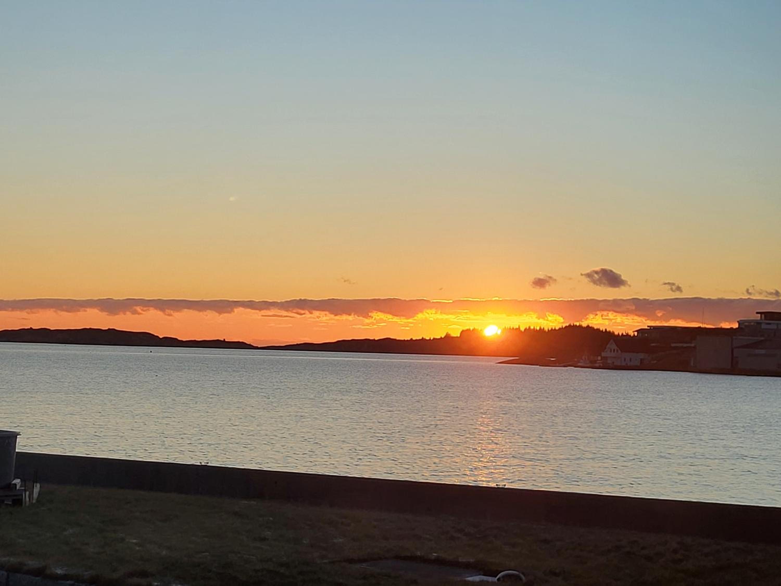 Kassholmen, Bakkasund
