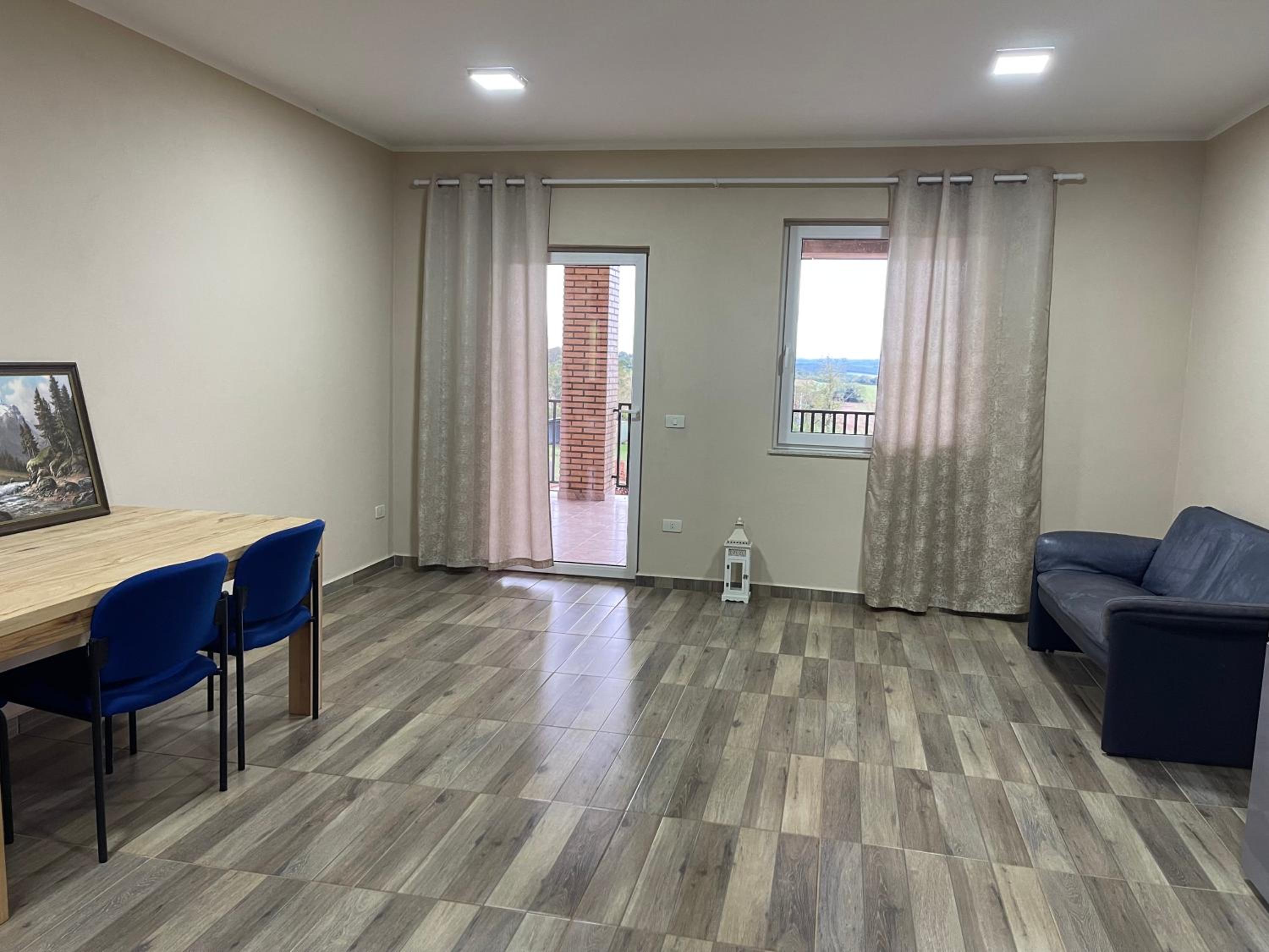 Schöne neuwertige Ferienwohnungen in Paraguay, Hohenau view 4