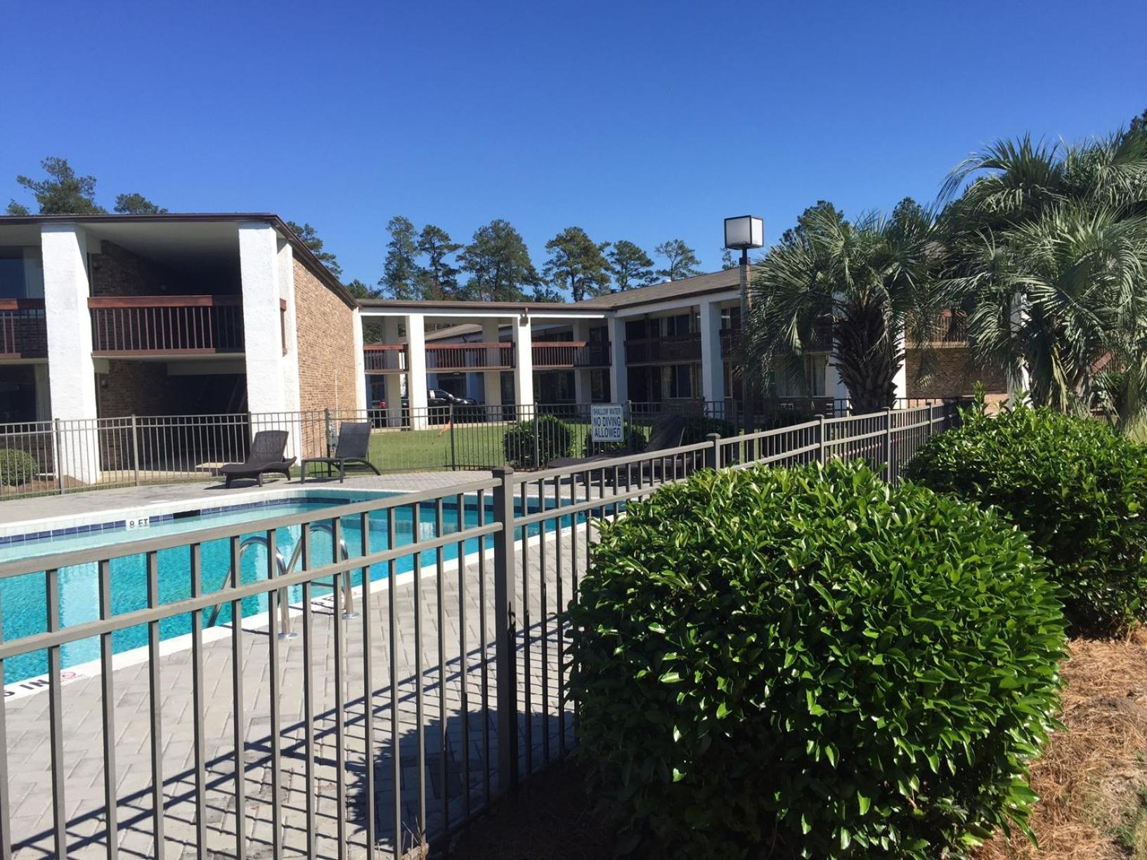 Landmark Inn