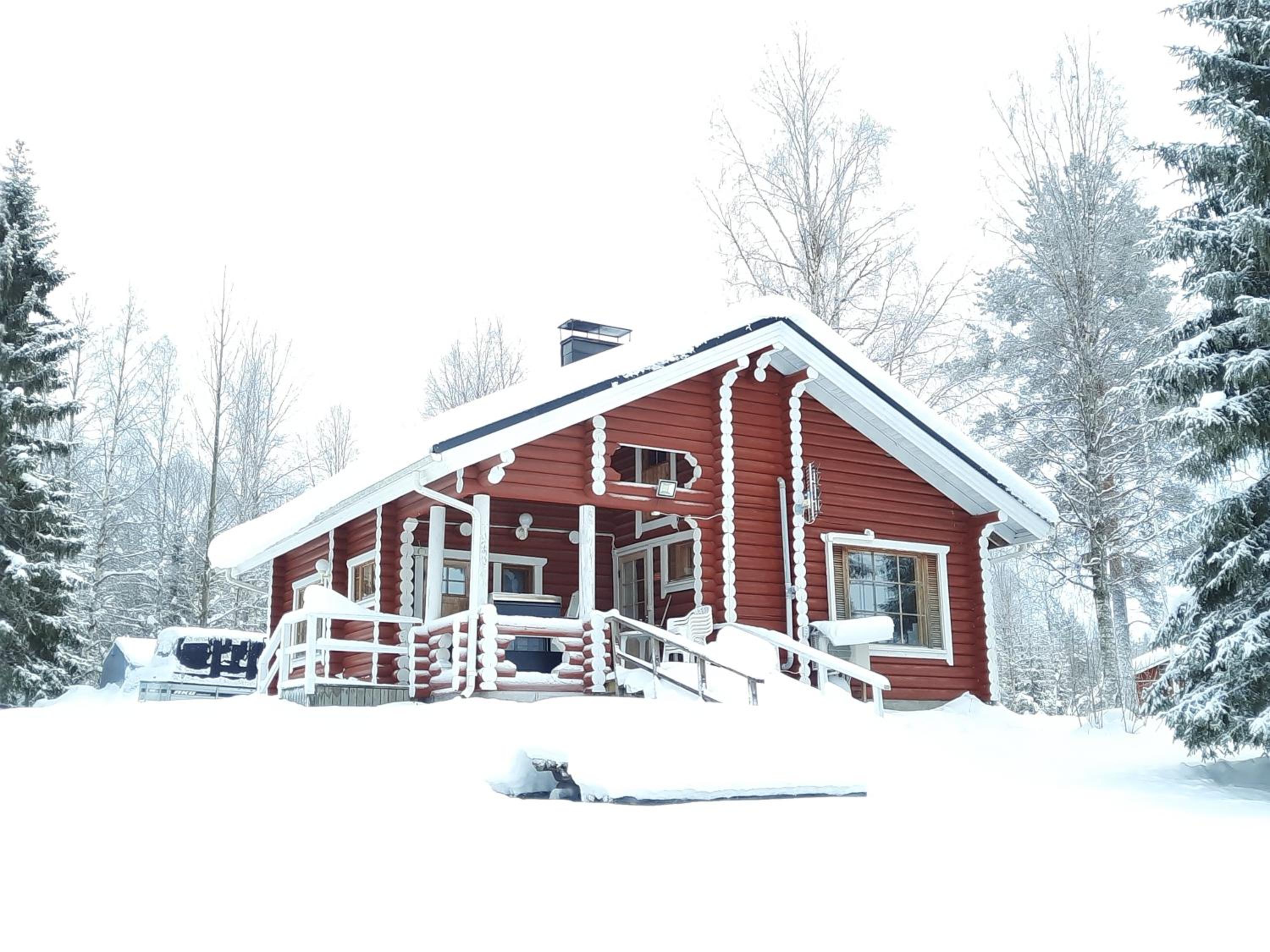 Lapin Villa Hiisi joen rannalla