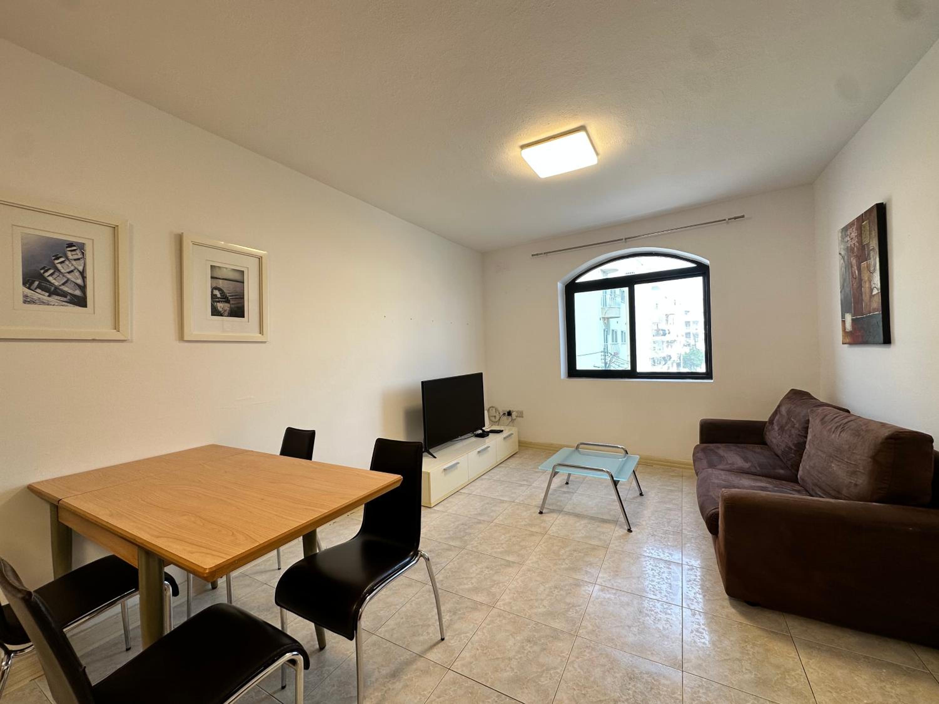 Budget Friendly apartment in Central Swieqi - 10 minutes walk to Paceville & the beach photo 2