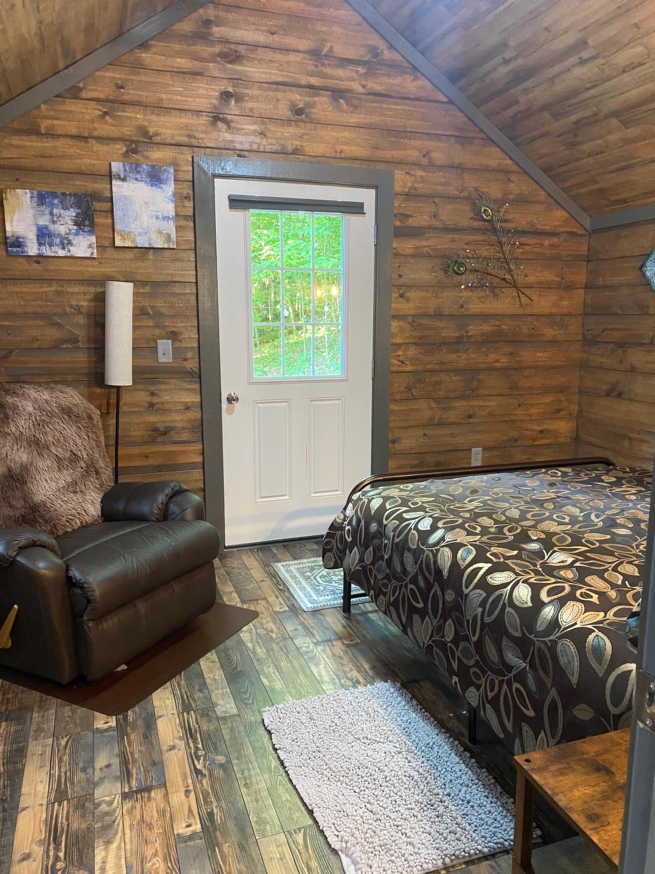 Carlton Cabin at Lake of Egypt 500 Sq Ft - Property Image 38