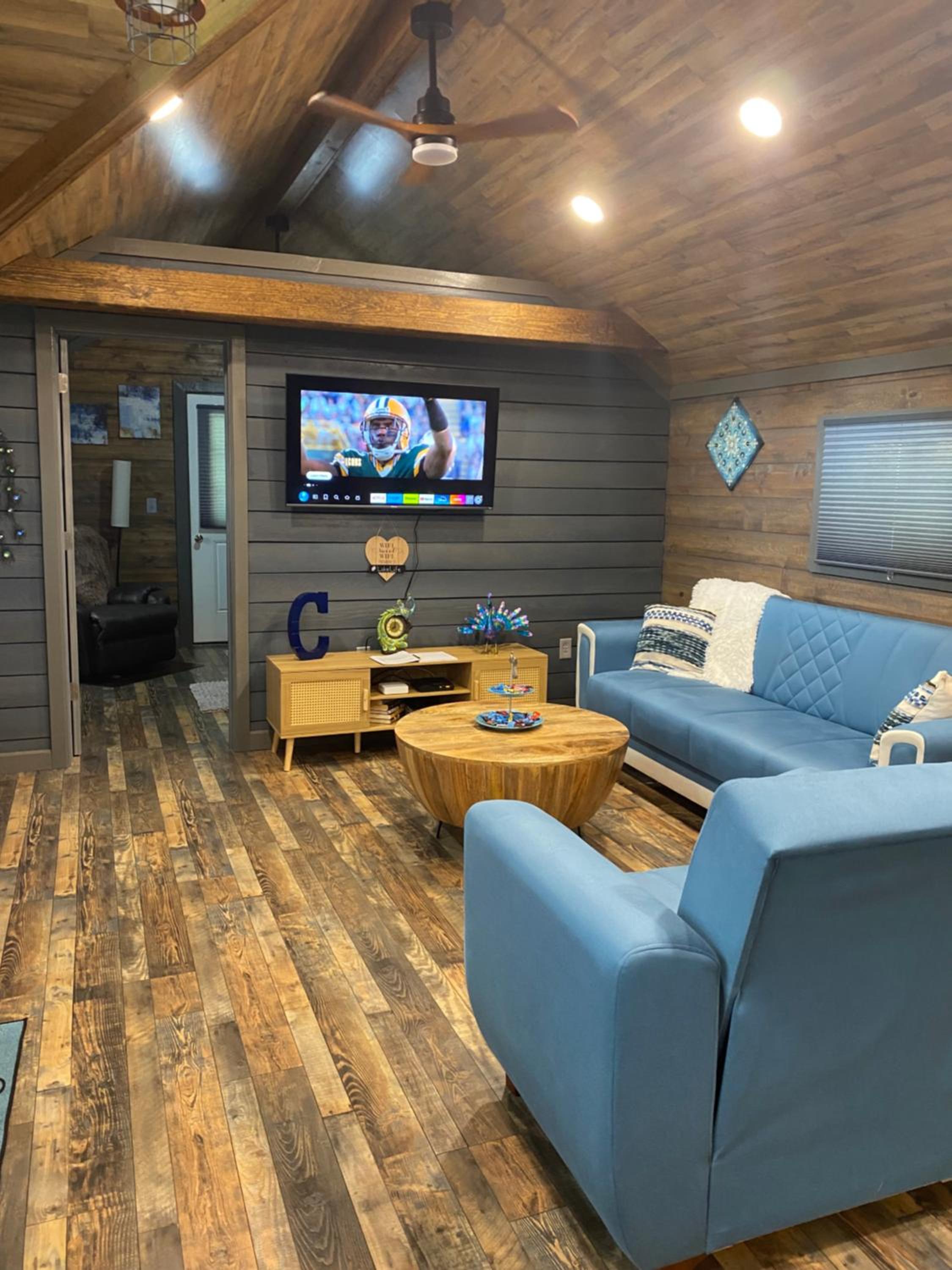 Carlton Cabin at Lake of Egypt 500 Sq Ft - Property Image 36