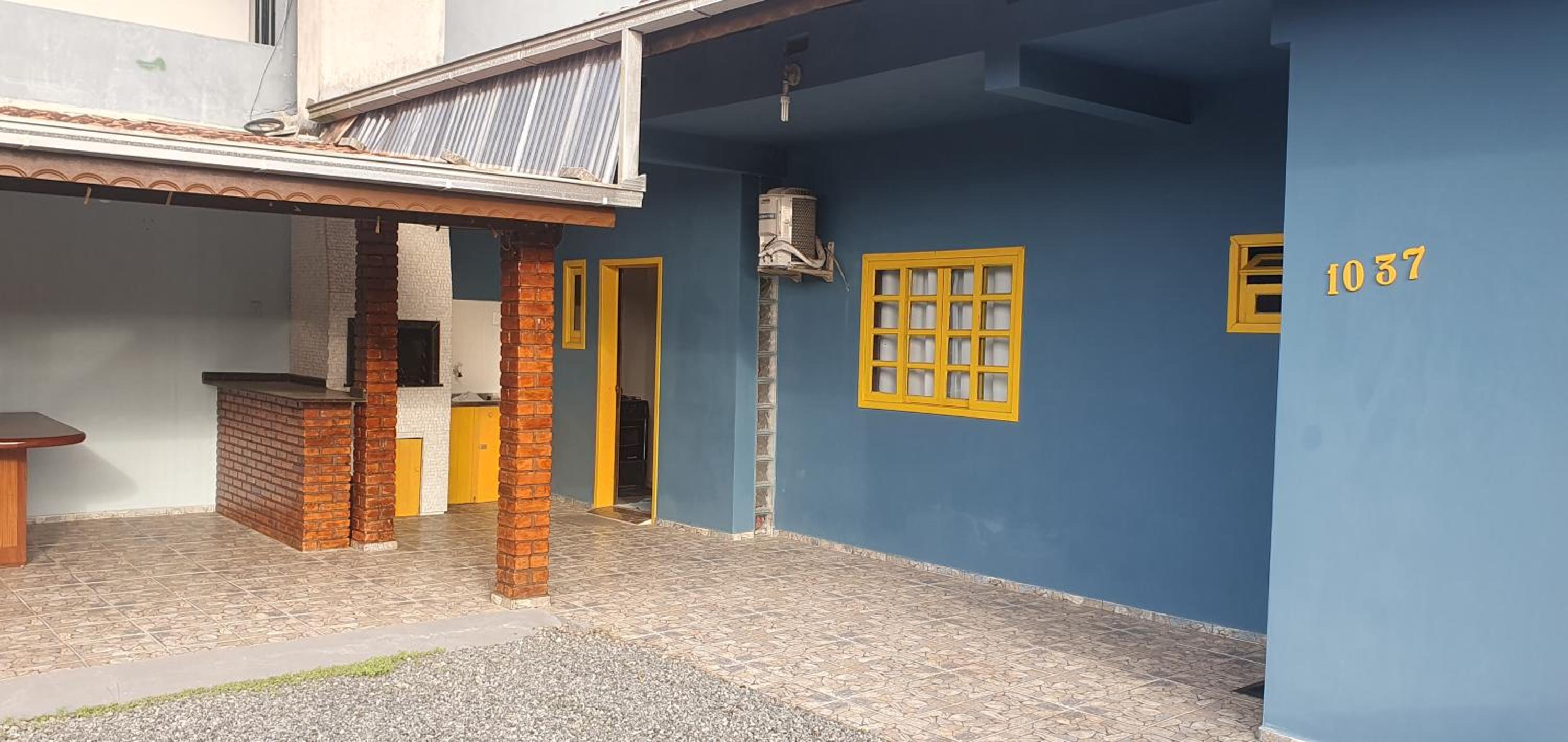 Casa Praia -Proximo das principais praias- São Francisco do Sul