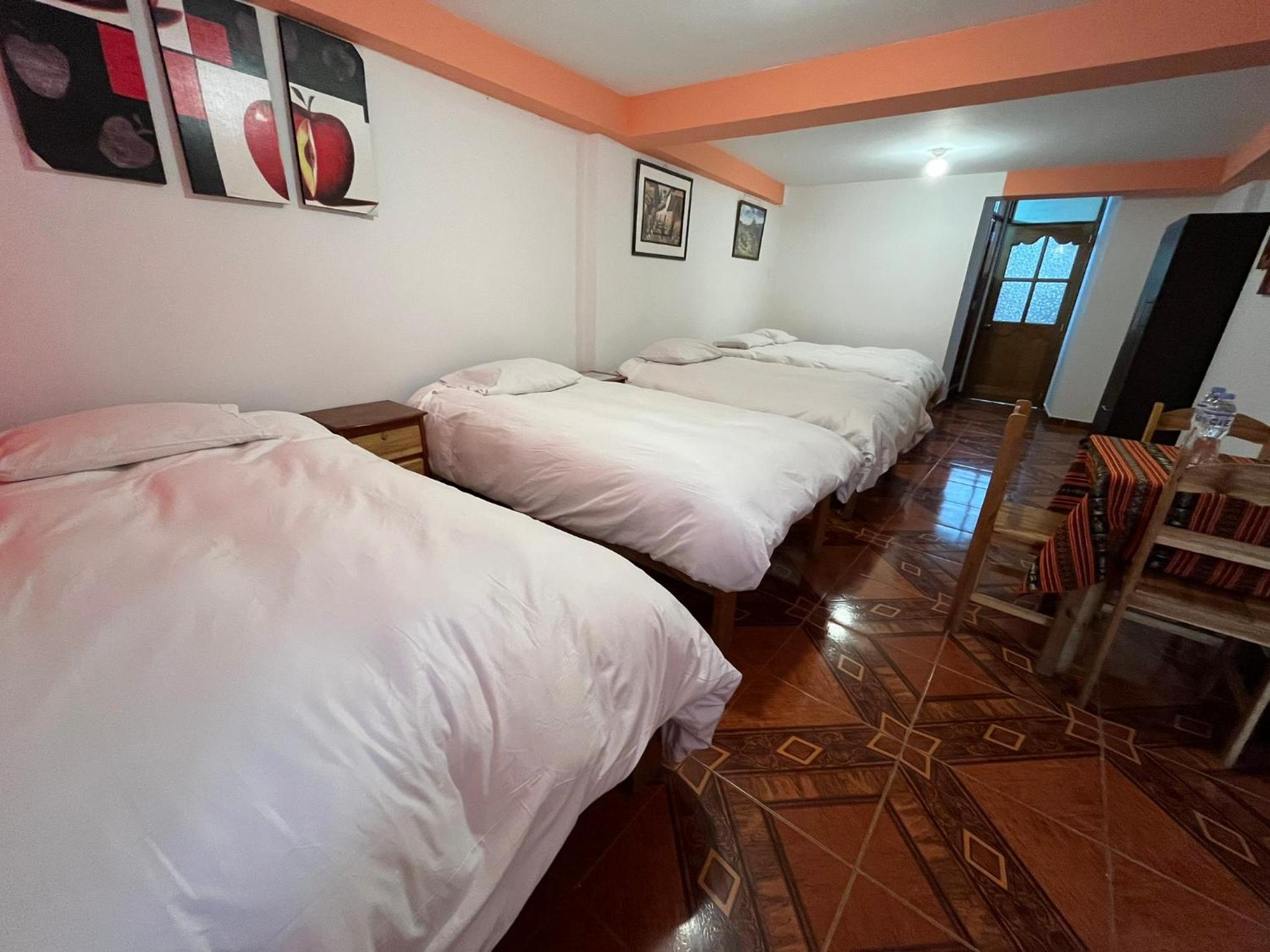 Hostal Apu Qhawarina