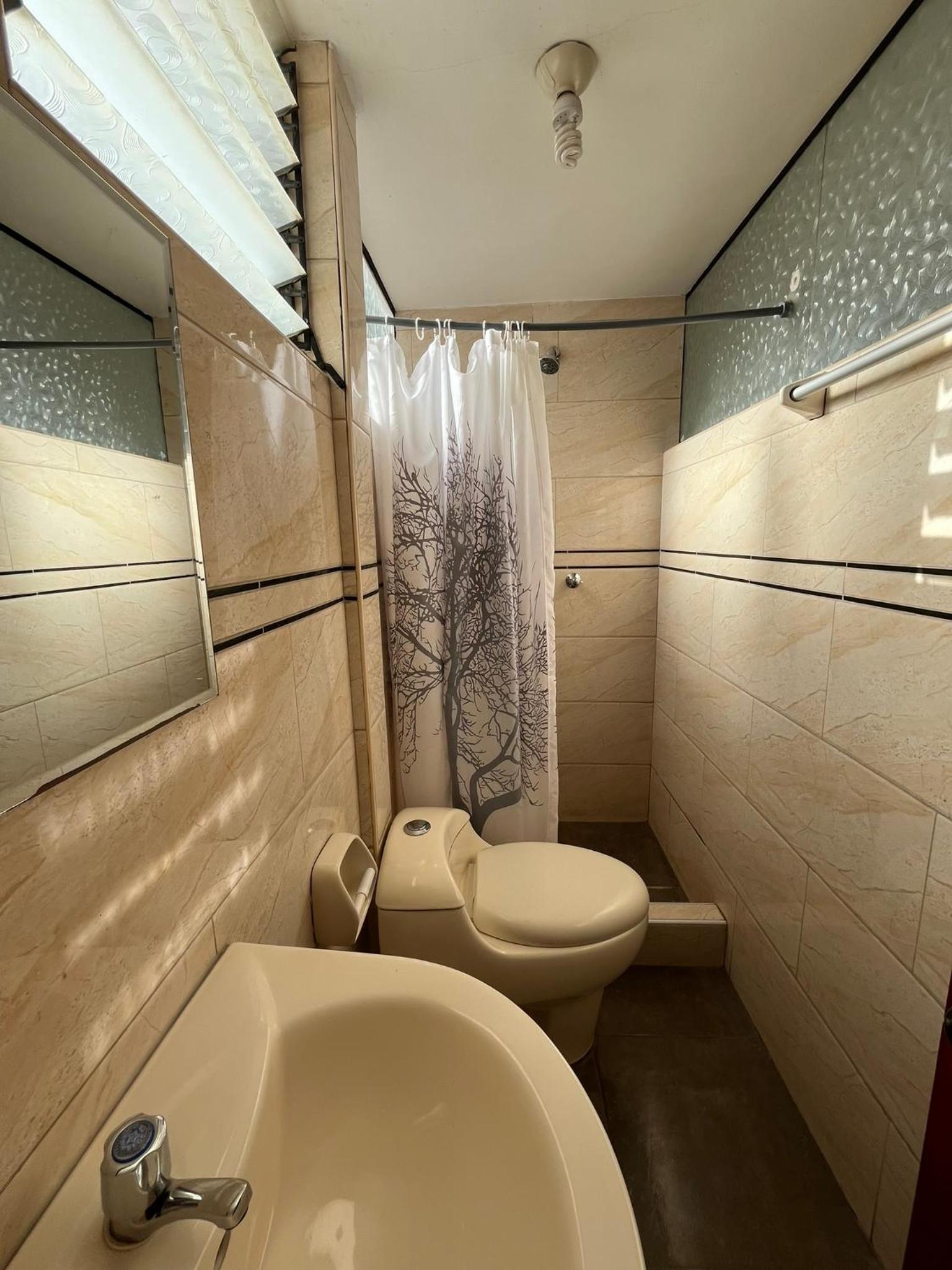 Hostal Apu Qhawarina