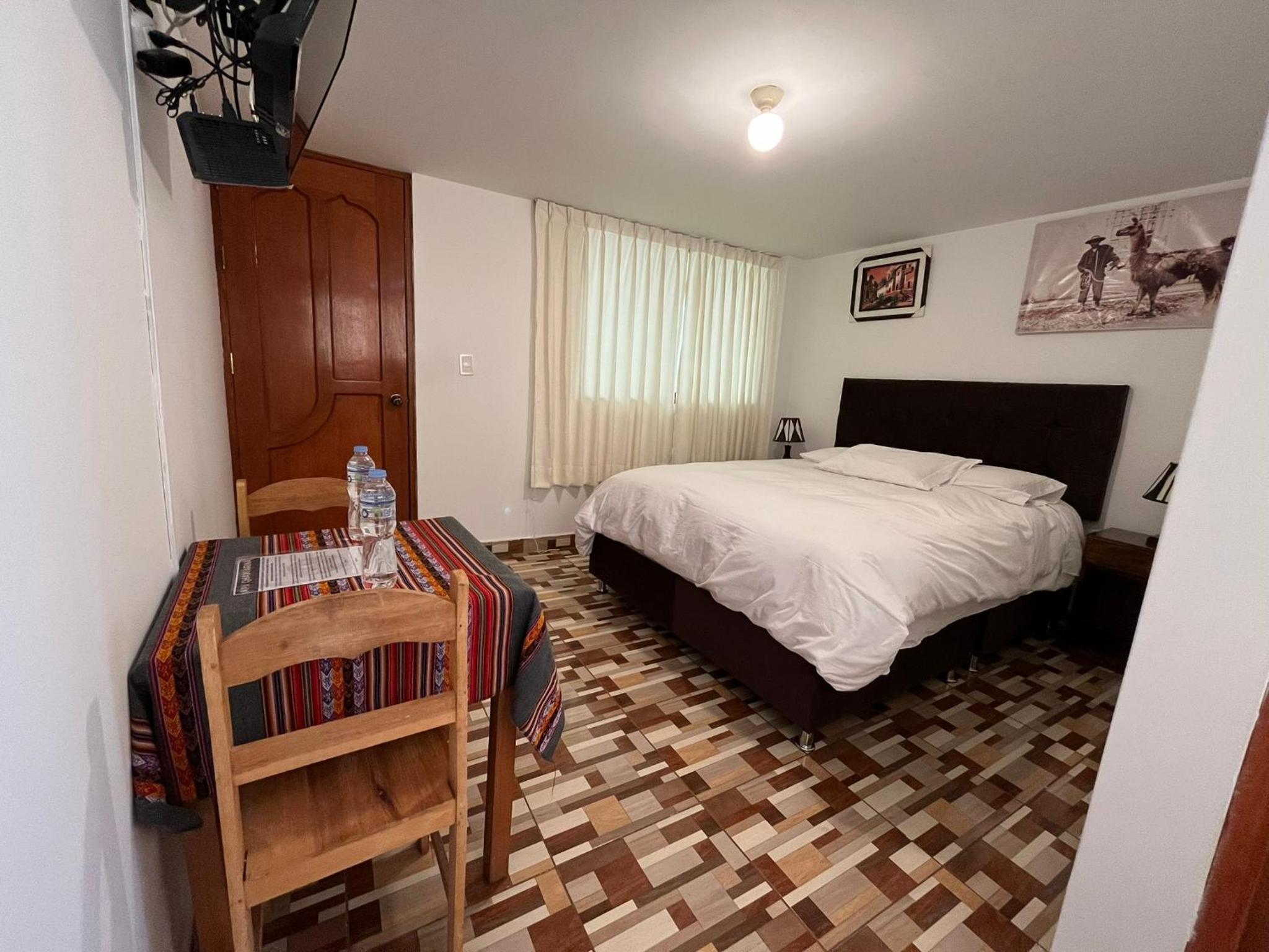 Hostal Apu Qhawarina