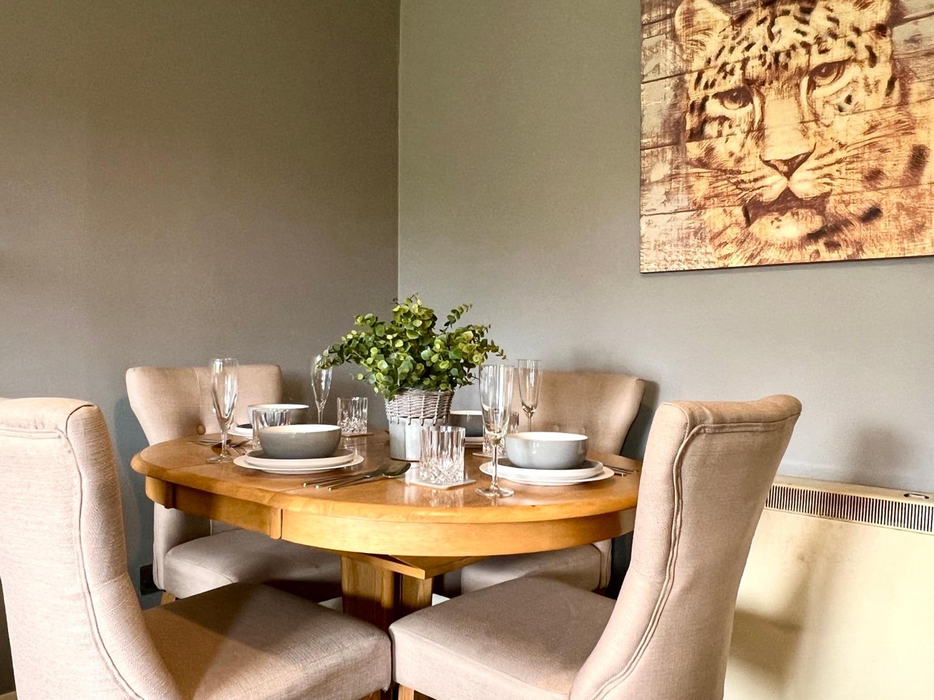 Spacious 2 Bed-Flat in Glasgow City - Free Parking view 5