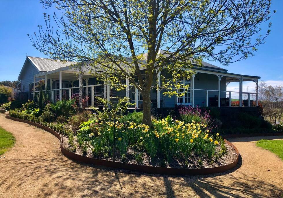 Luxury Accomodation, Farm Stay, Stunning views near Daylesford