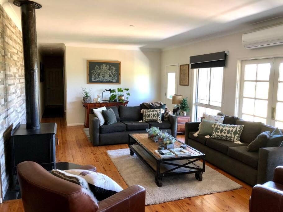 Luxury Accomodation, Farm Stay, Stunning views near Daylesford