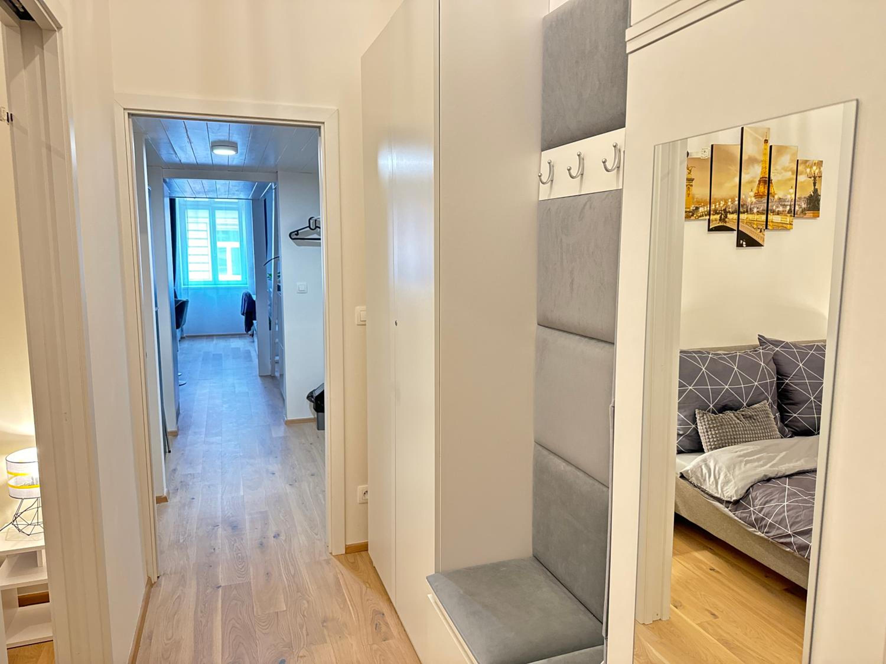 Free Parking - Cozy apartment near Vyšehrad Railway Bridge