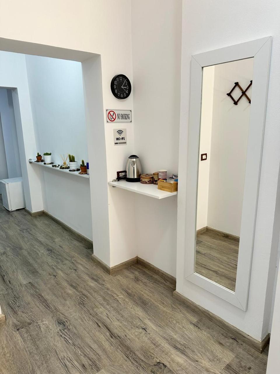 Hostel Leon Berat