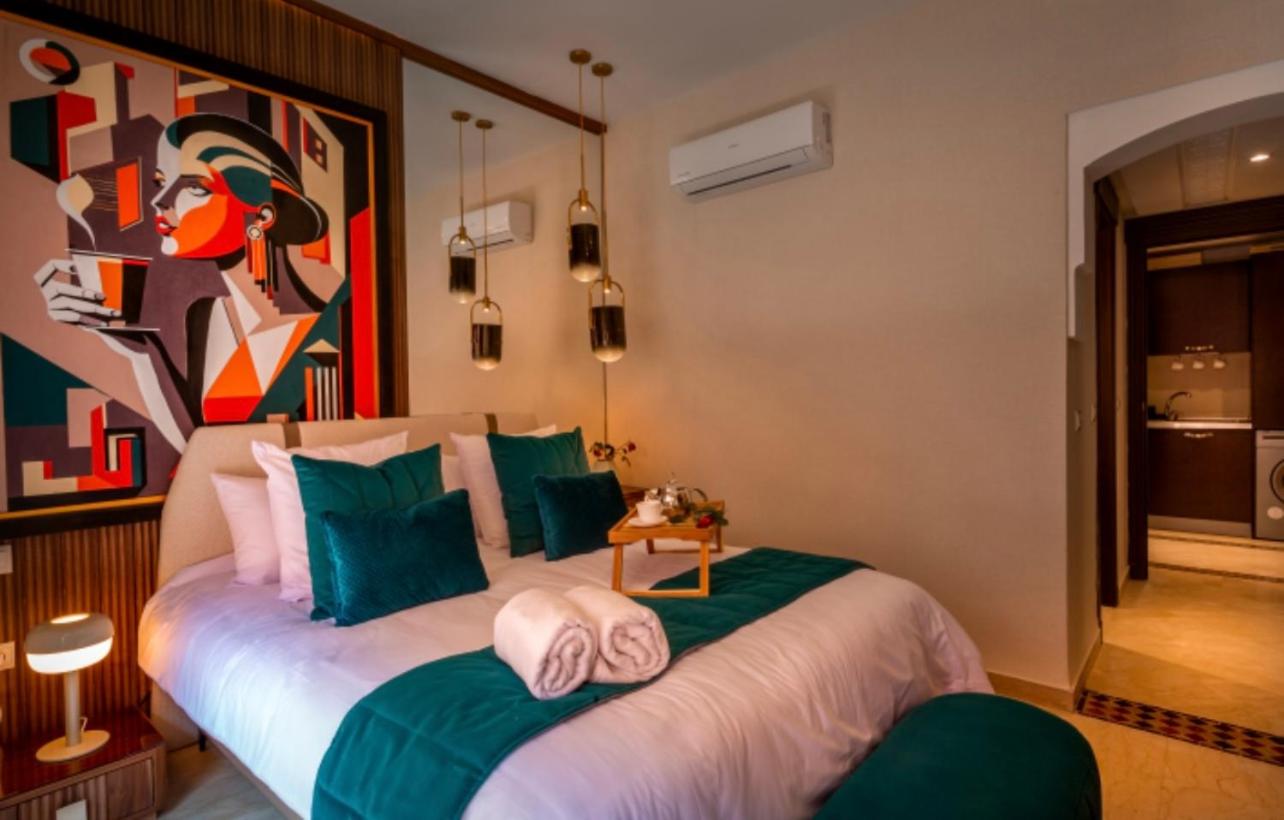 Logement de luxe avec piscine, hivernage view 5