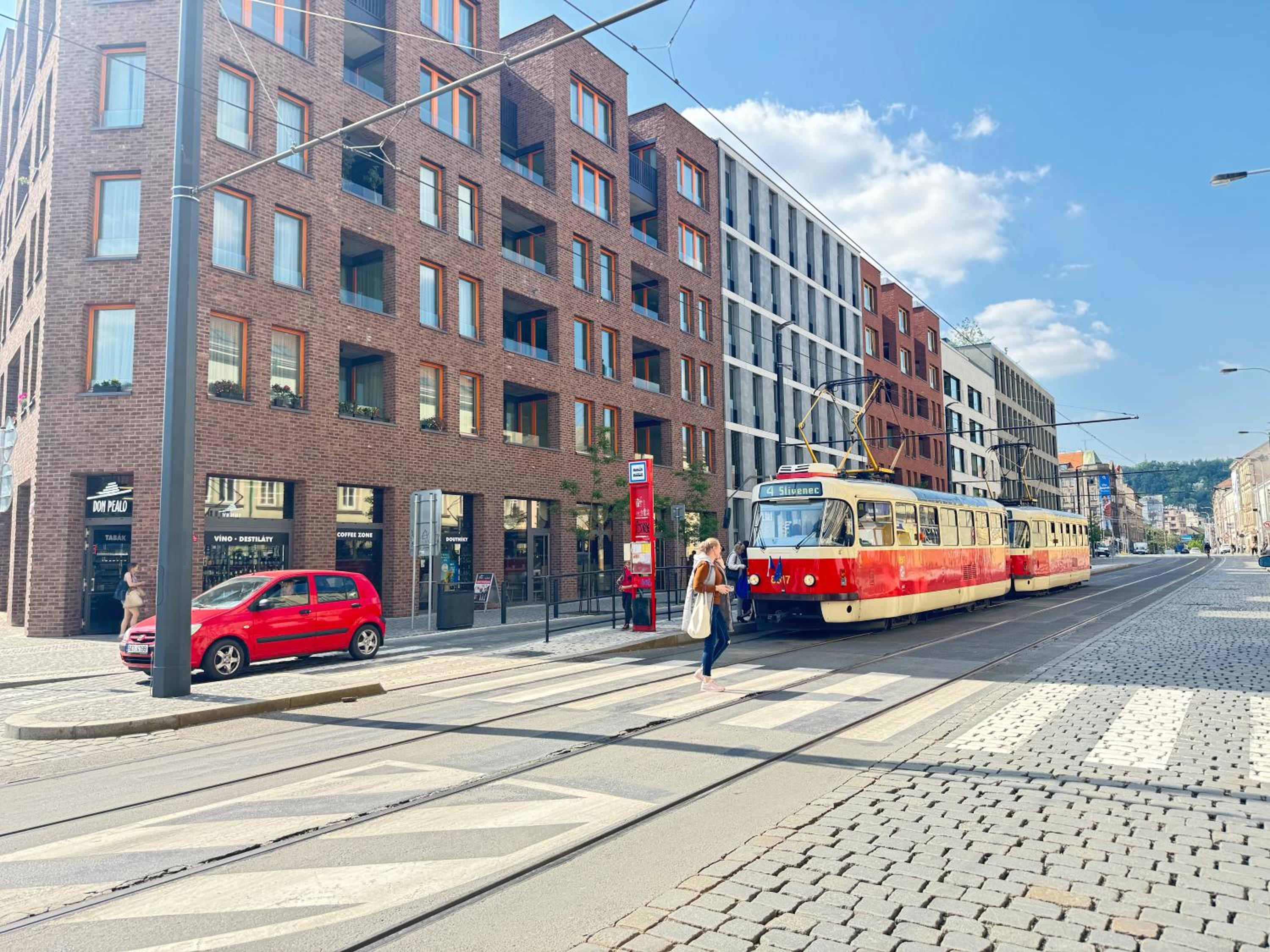 Free Parking - Cozy apartment near Vyšehrad Railway Bridge