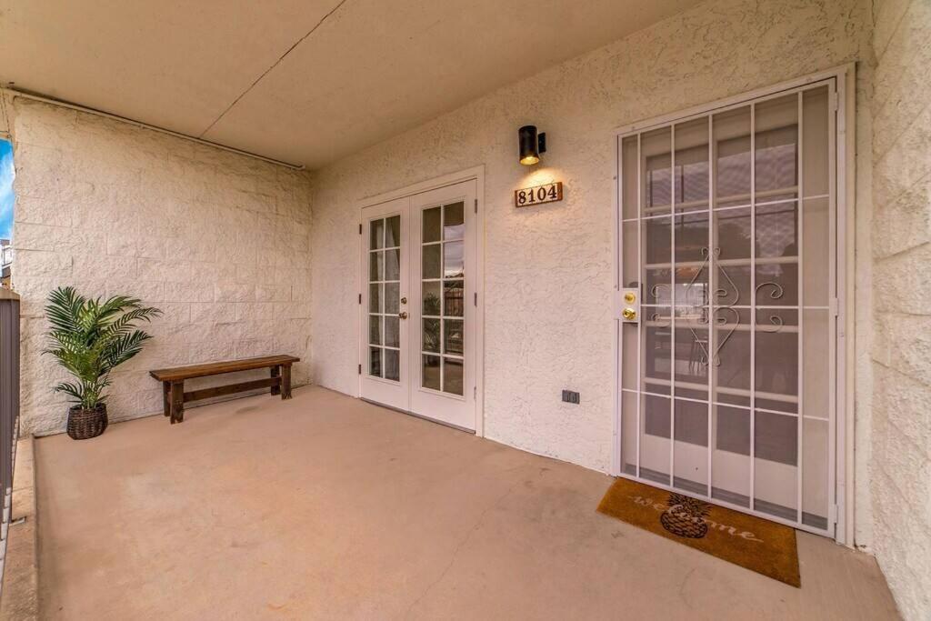 Bright Eastside 2BD 2BA Retreat w Pool and Parking view 5
