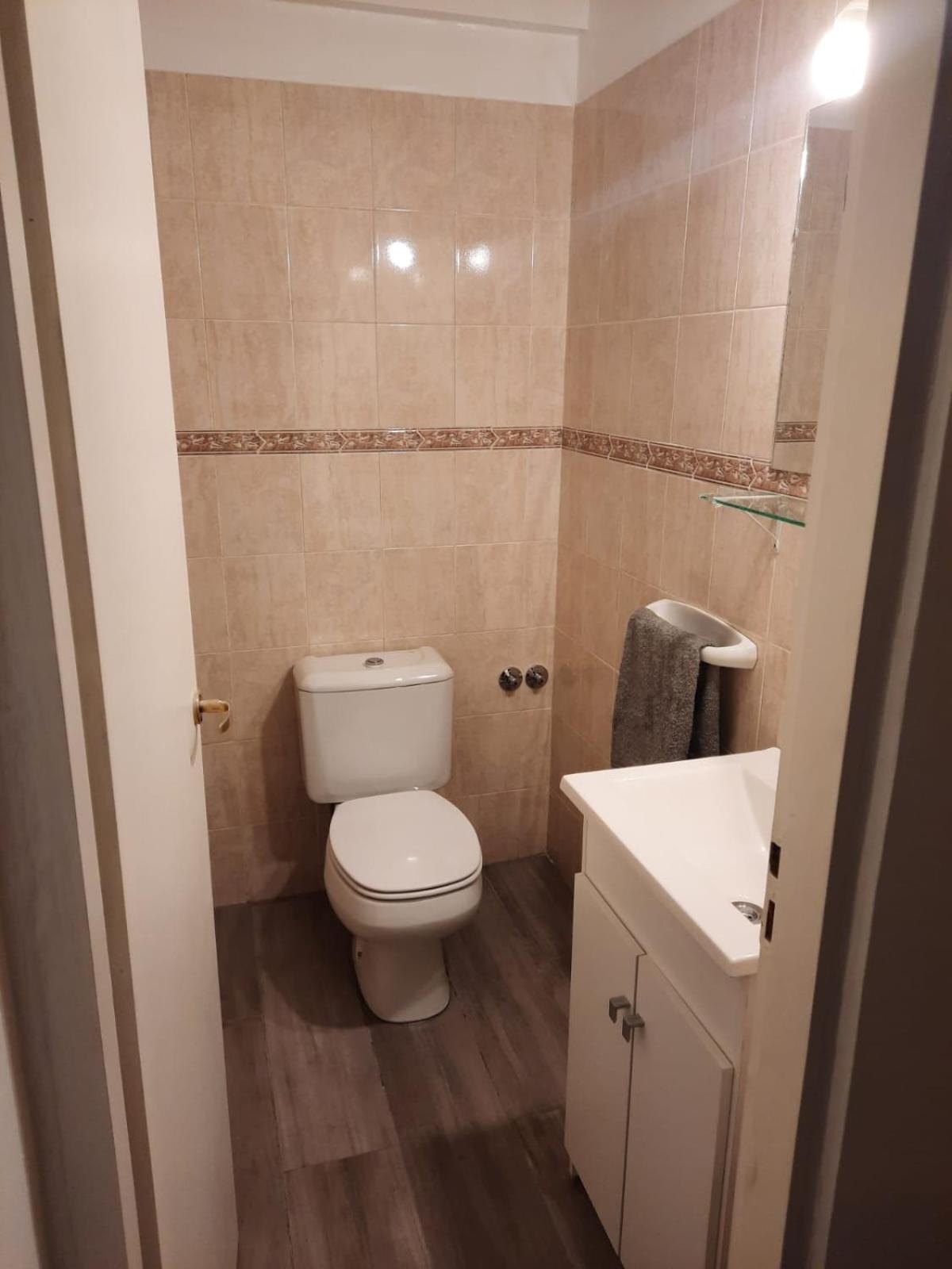 Rentahouse-smandes Casa con arroyo