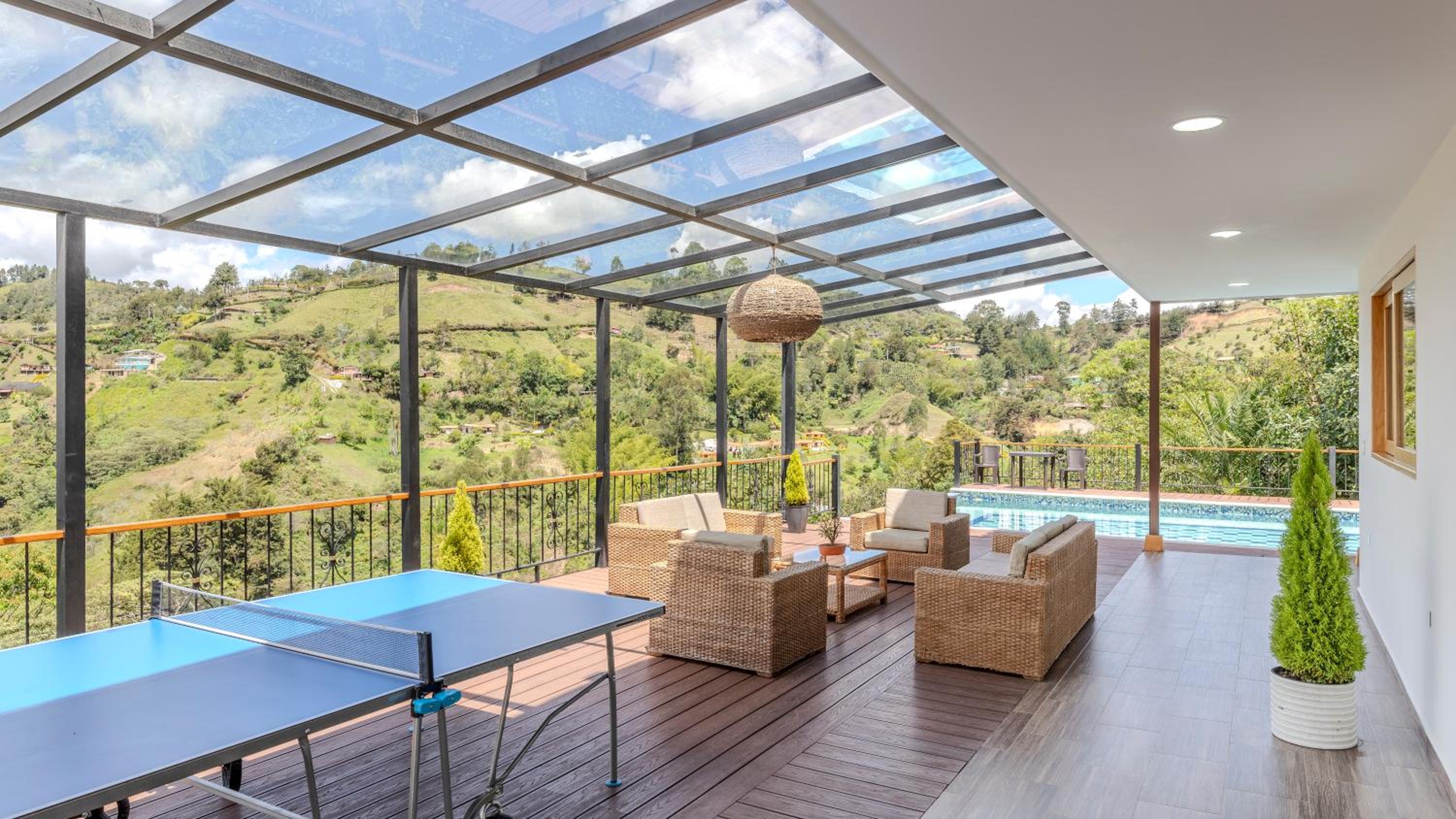 Las Palmas Luxury Villa El Peñol - Guatapé