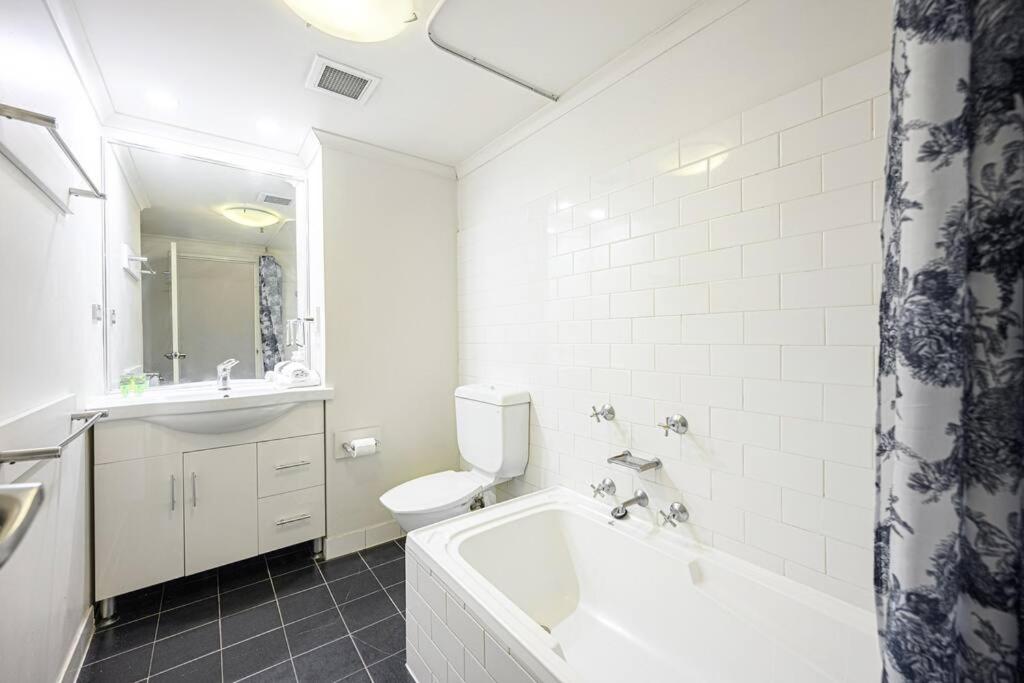 CBD Sydney near Darling Harbour ICC 1br Apt 4ppl