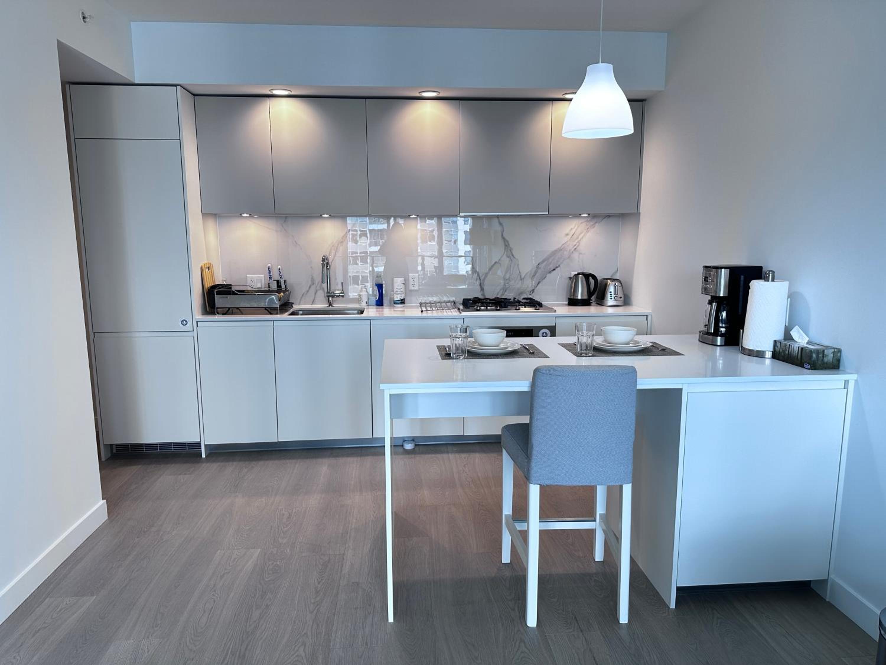 Relocation Special-New condo at Metrotown