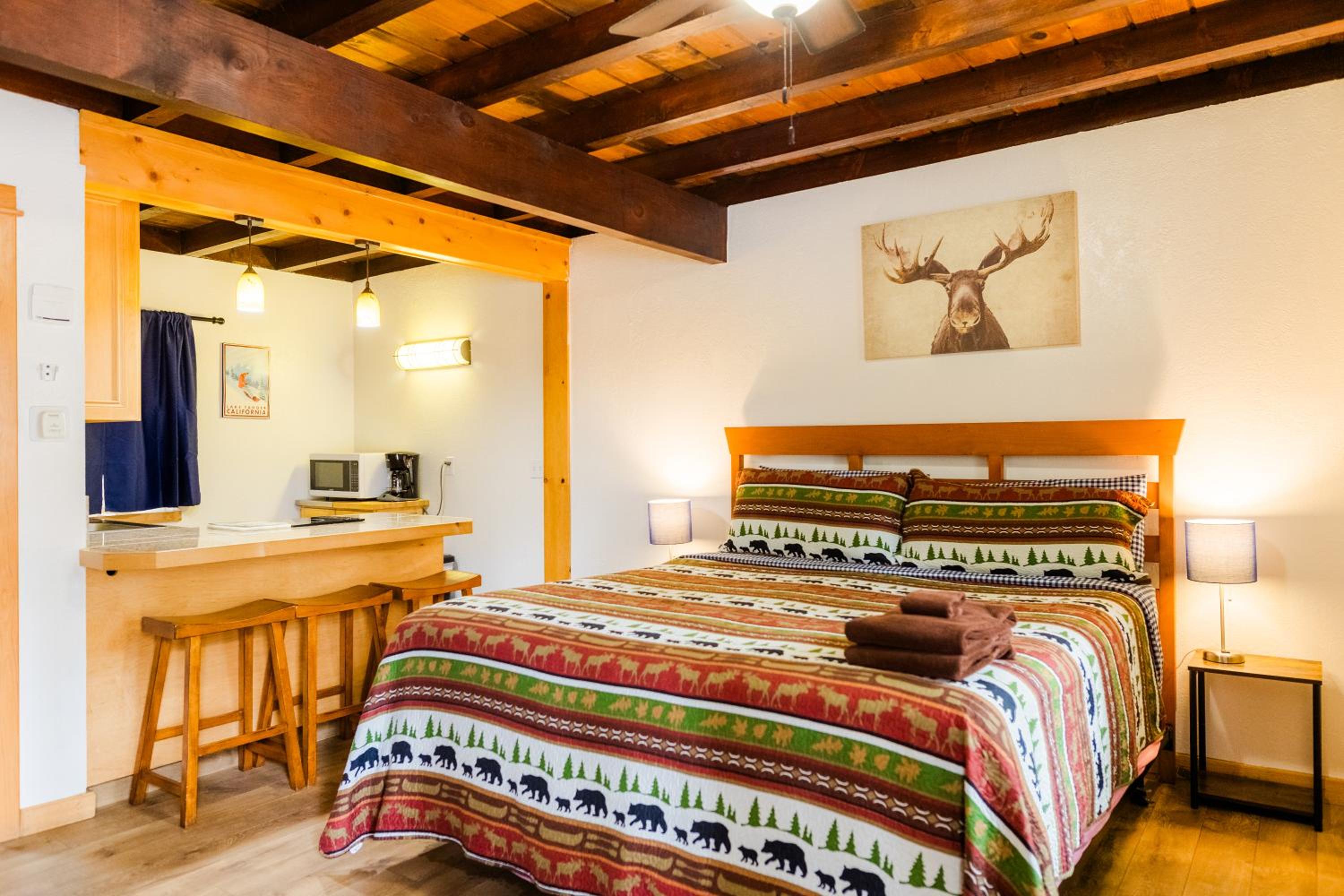 Lake Tahoe Vacations - The Washoe Lodge - Property Image 1