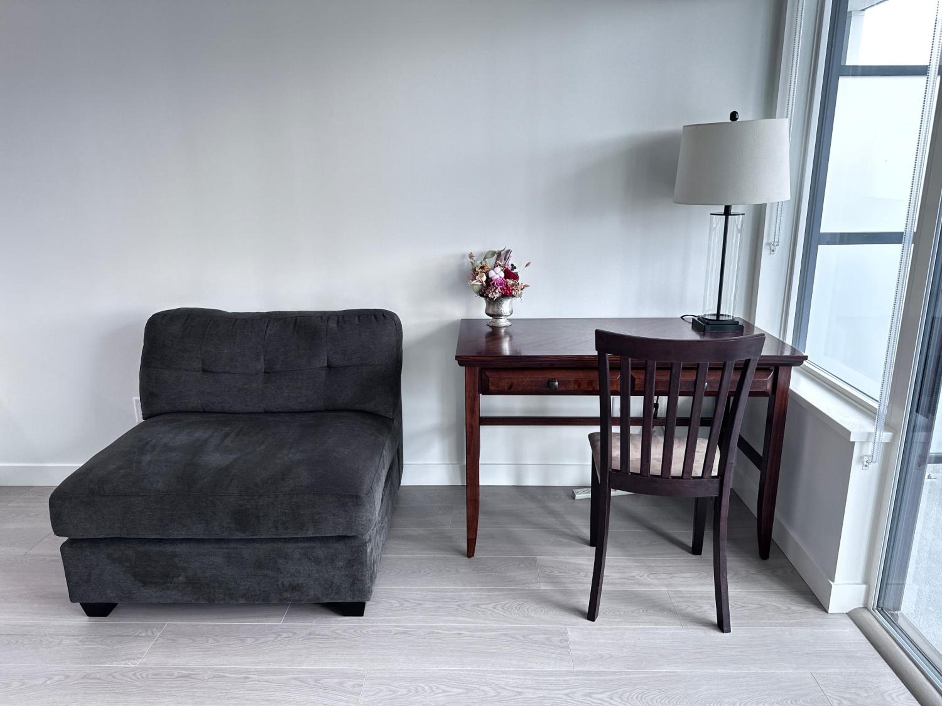 Relocation Special-New condo at Metrotown