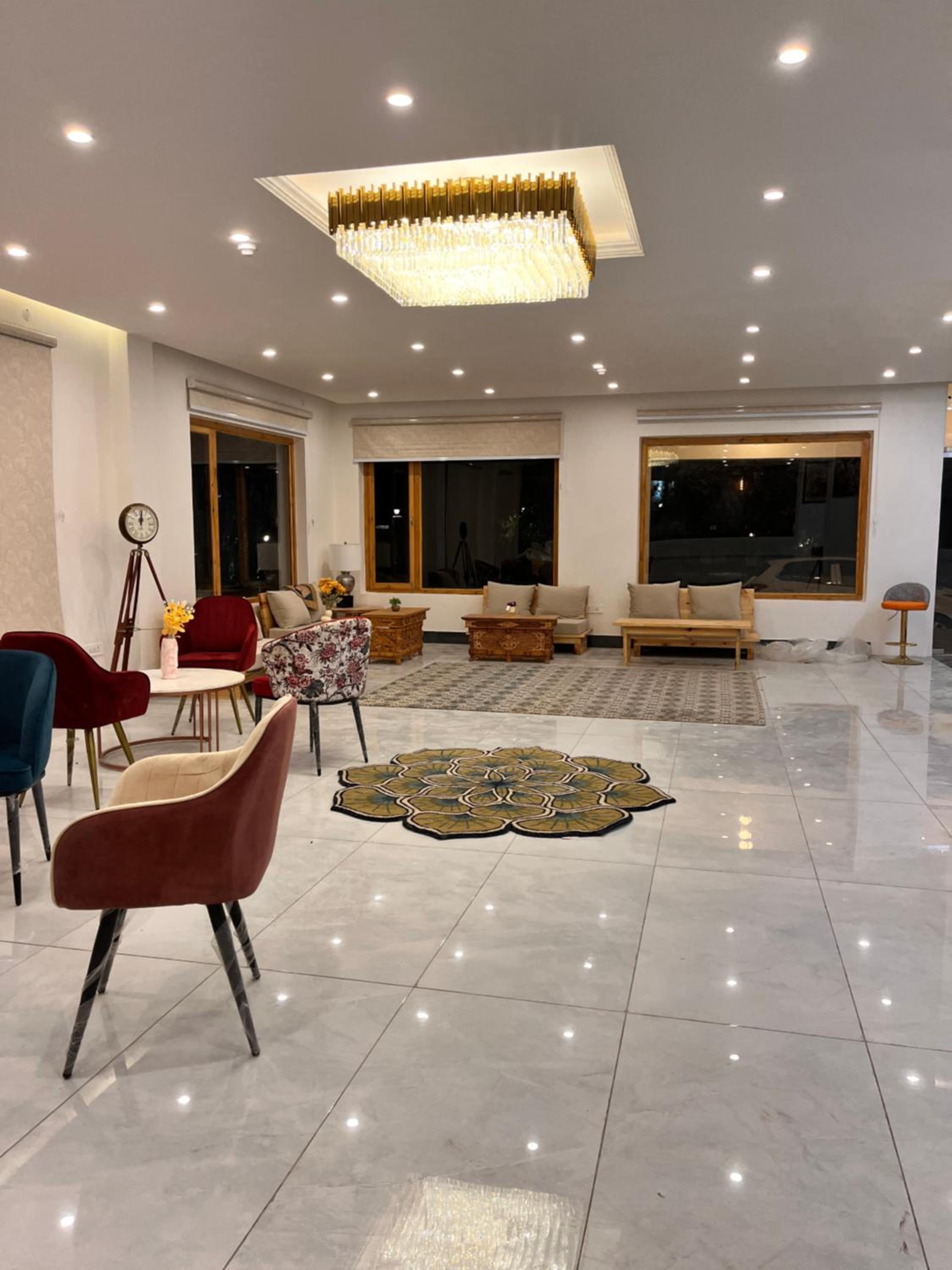 Hotel lungpa valley Skara view 4