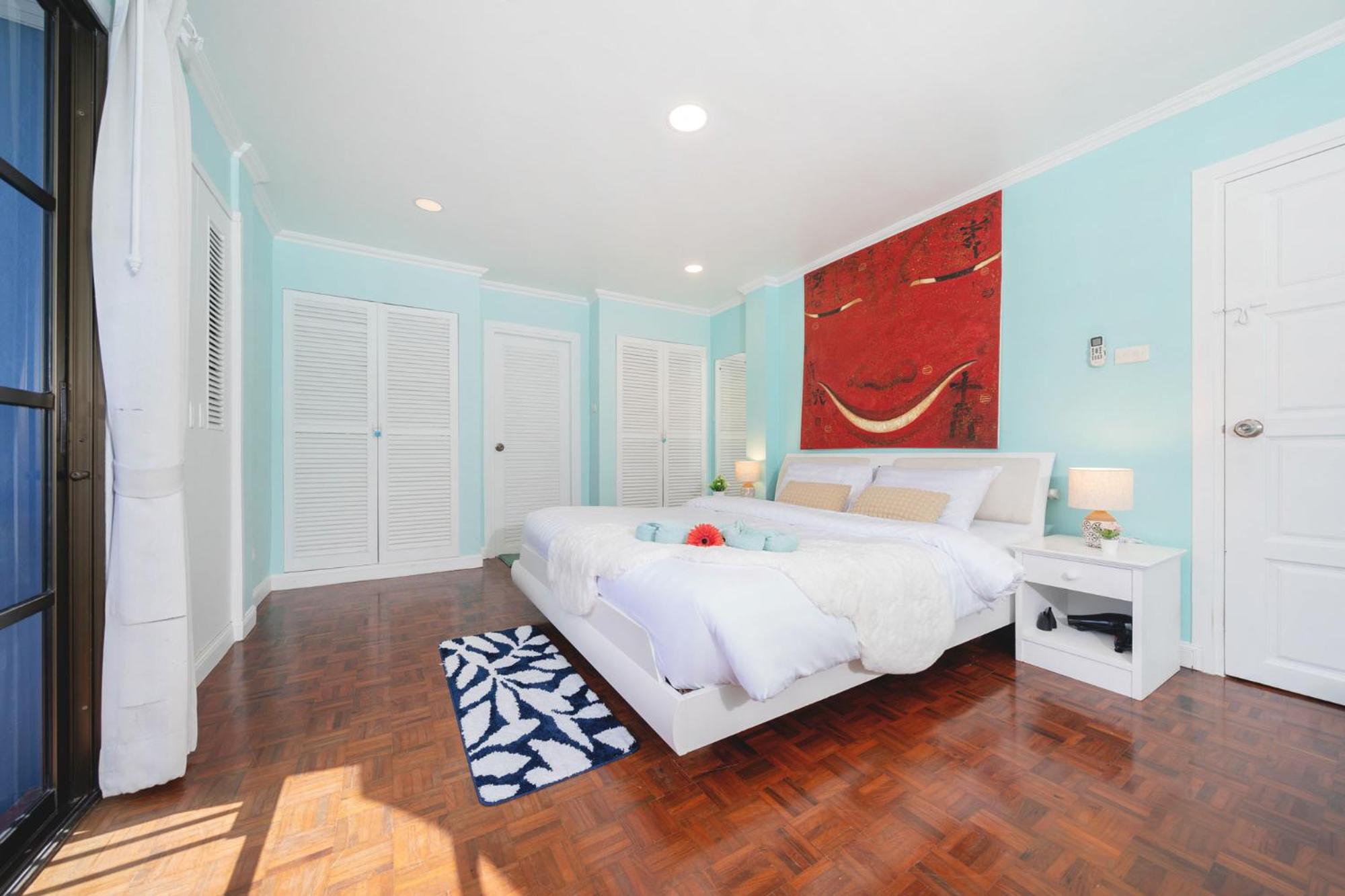 Bangla Patong Pool Villas with 4 Villas different designs choose fro, photo before Book