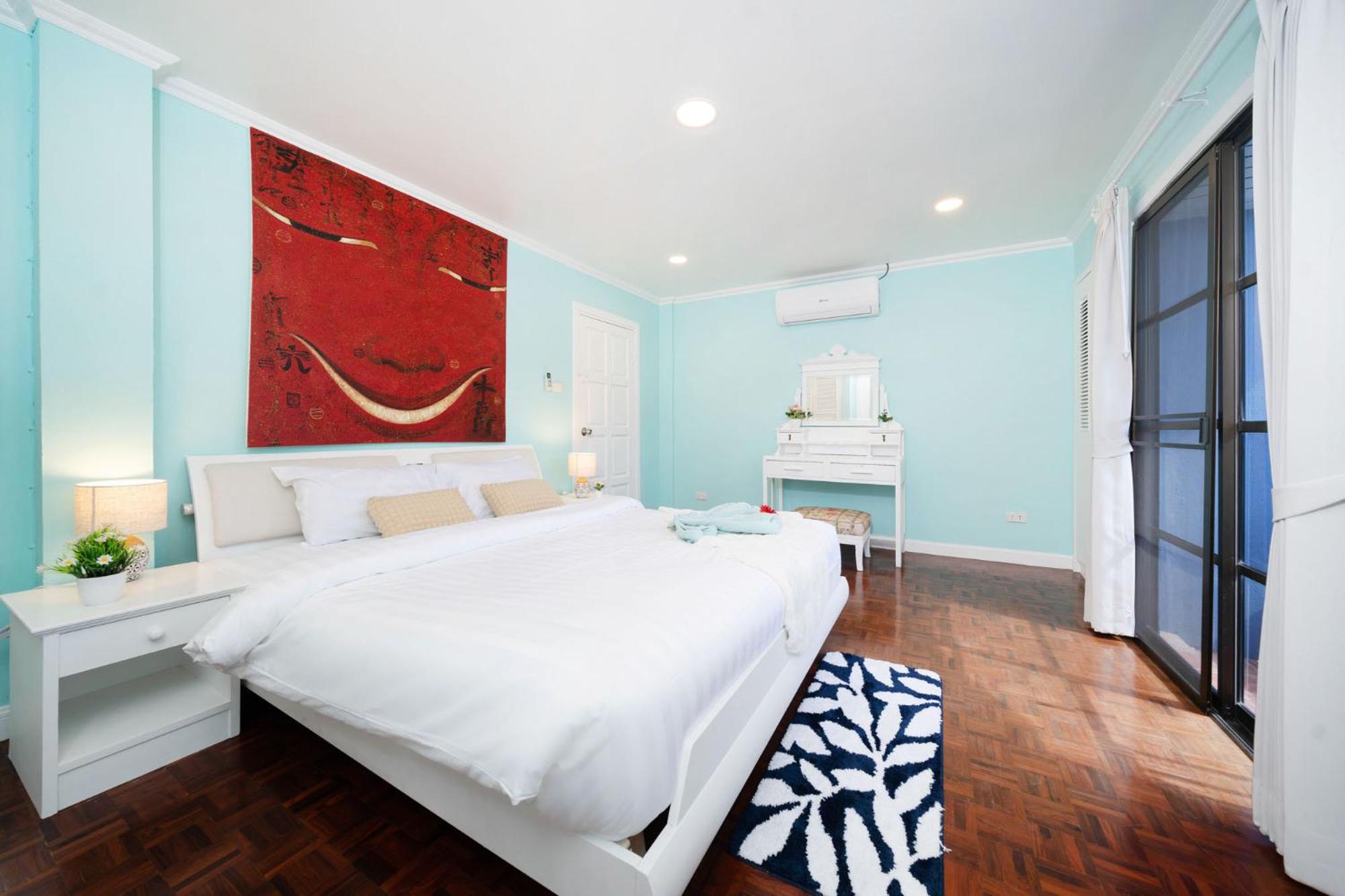 Bangla Patong Pool Villas with 4 Villas different designs choose fro, photo before Book