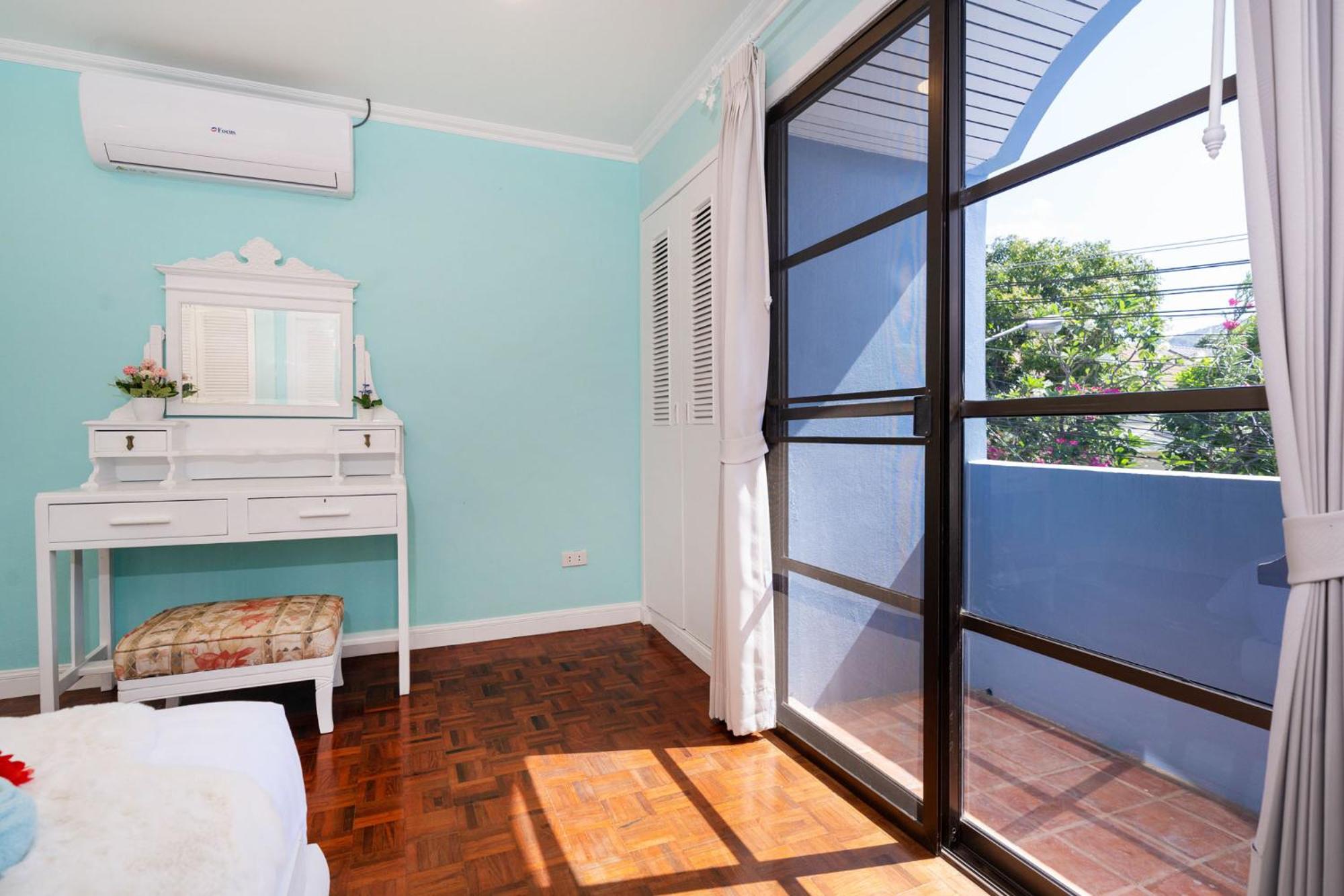 Bangla Patong Pool Villas with 4 Villas different designs choose fro, photo before Book