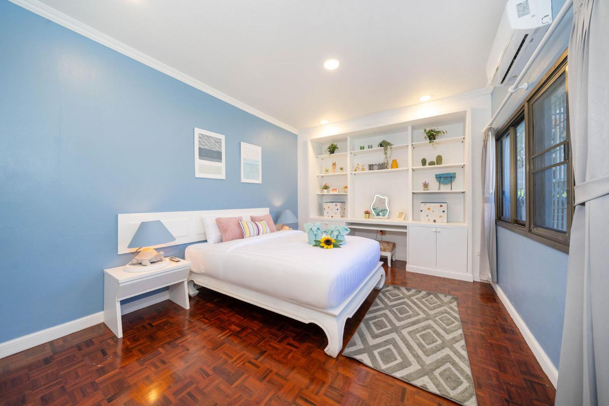Bangla Patong Pool Villas with 4 Villas different designs choose fro, photo before Book
