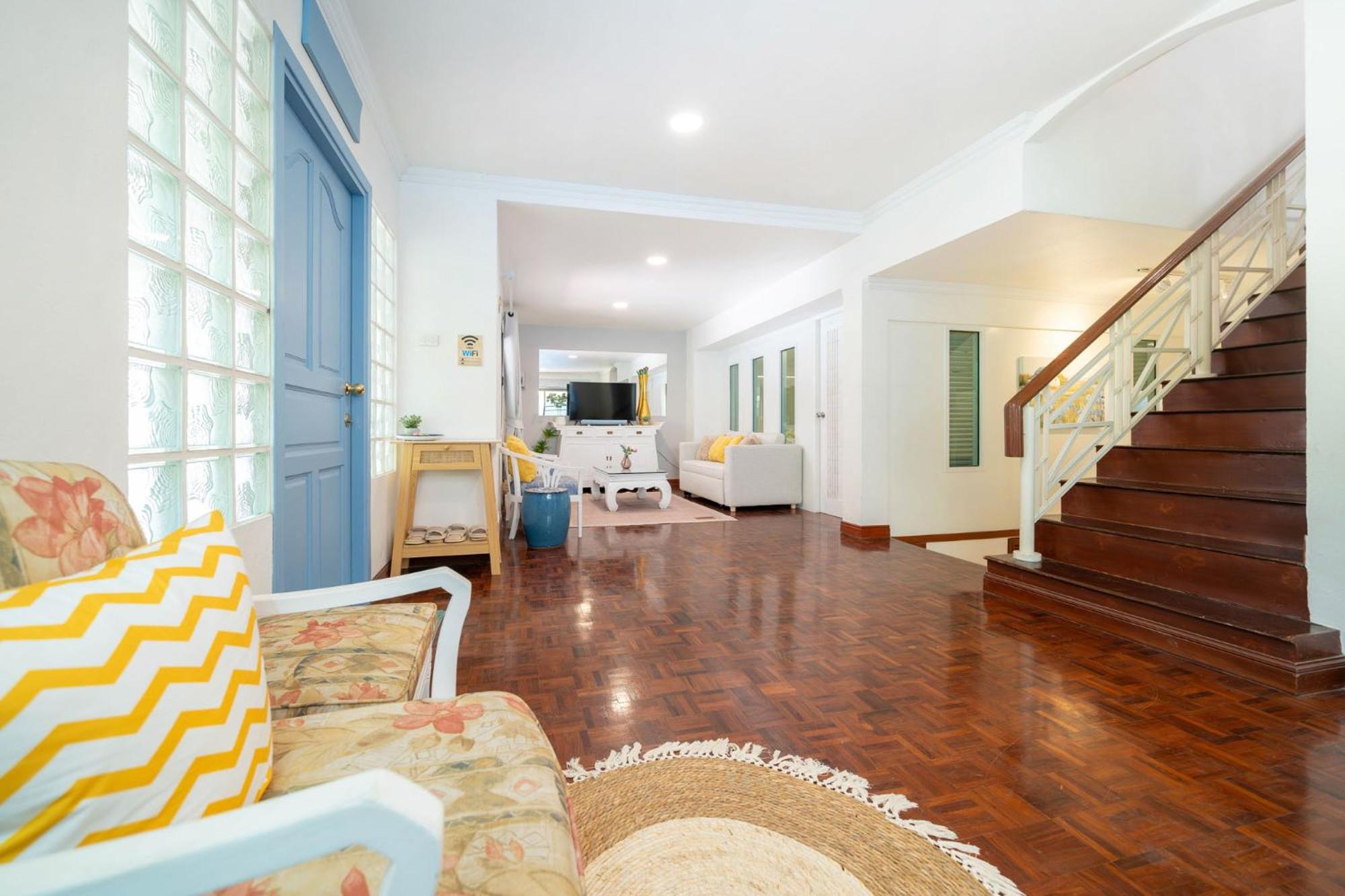 Bangla Patong Pool Villas with 4 Villas different designs choose fro, photo before Book
