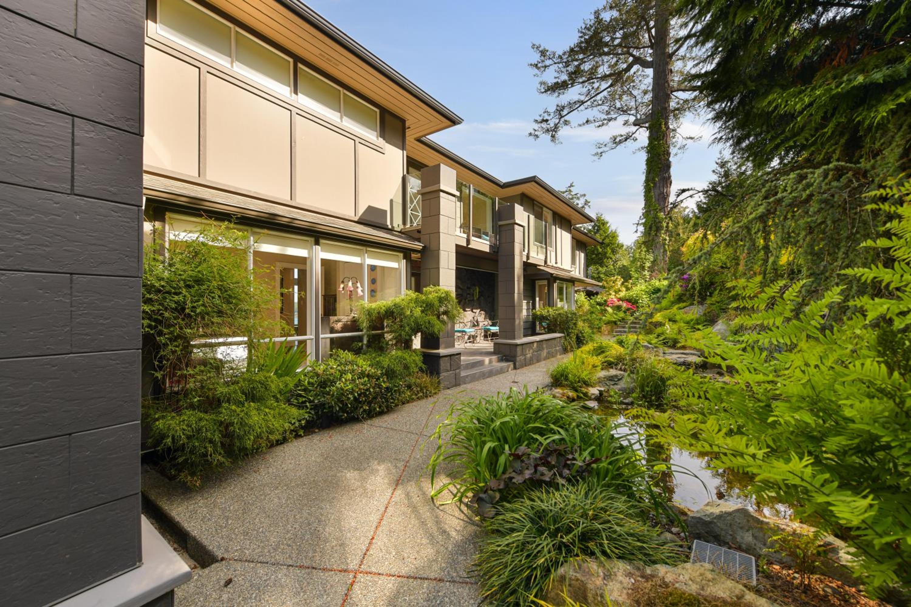 Oceanfront Oasis