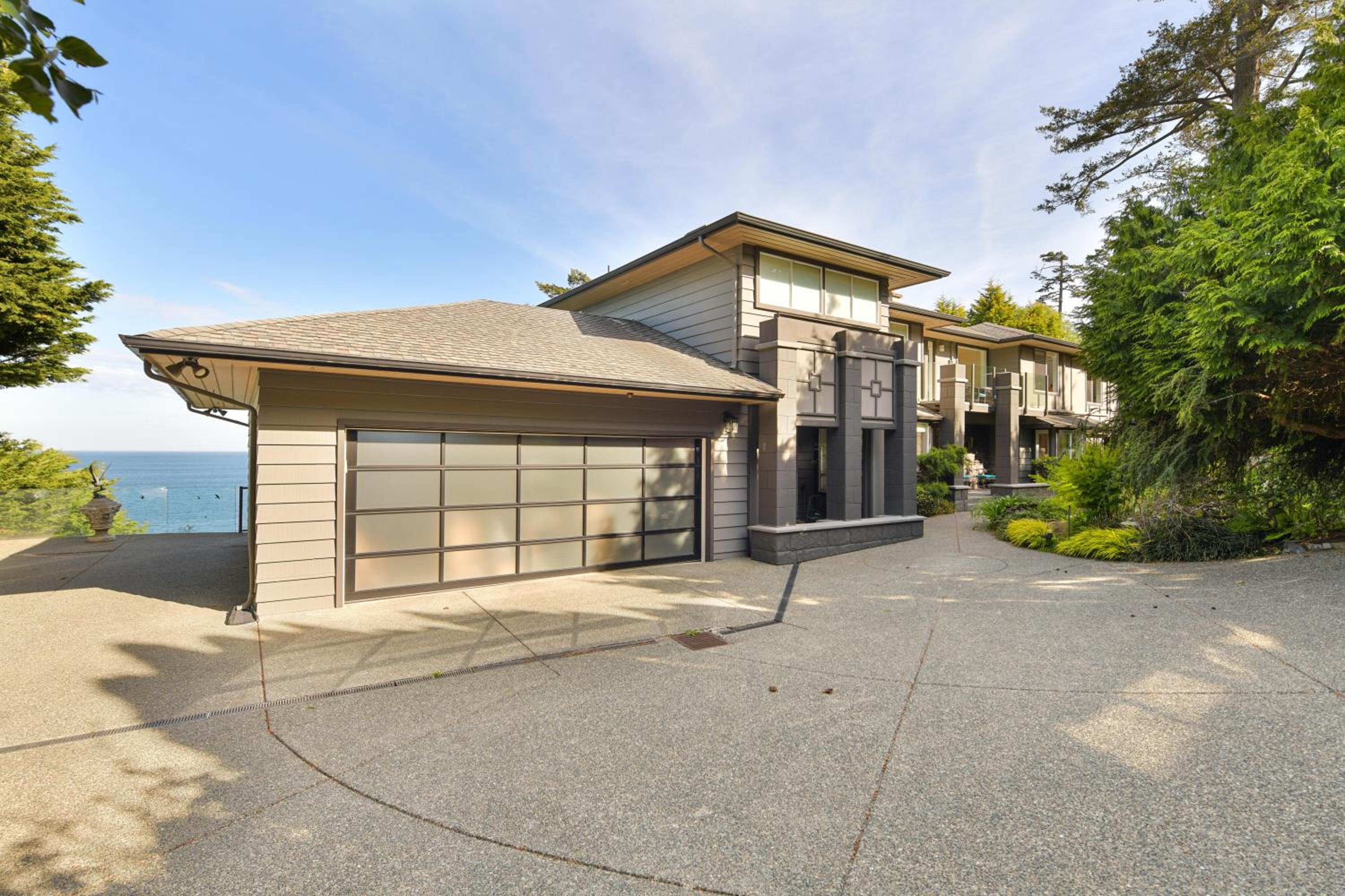 Oceanfront Oasis