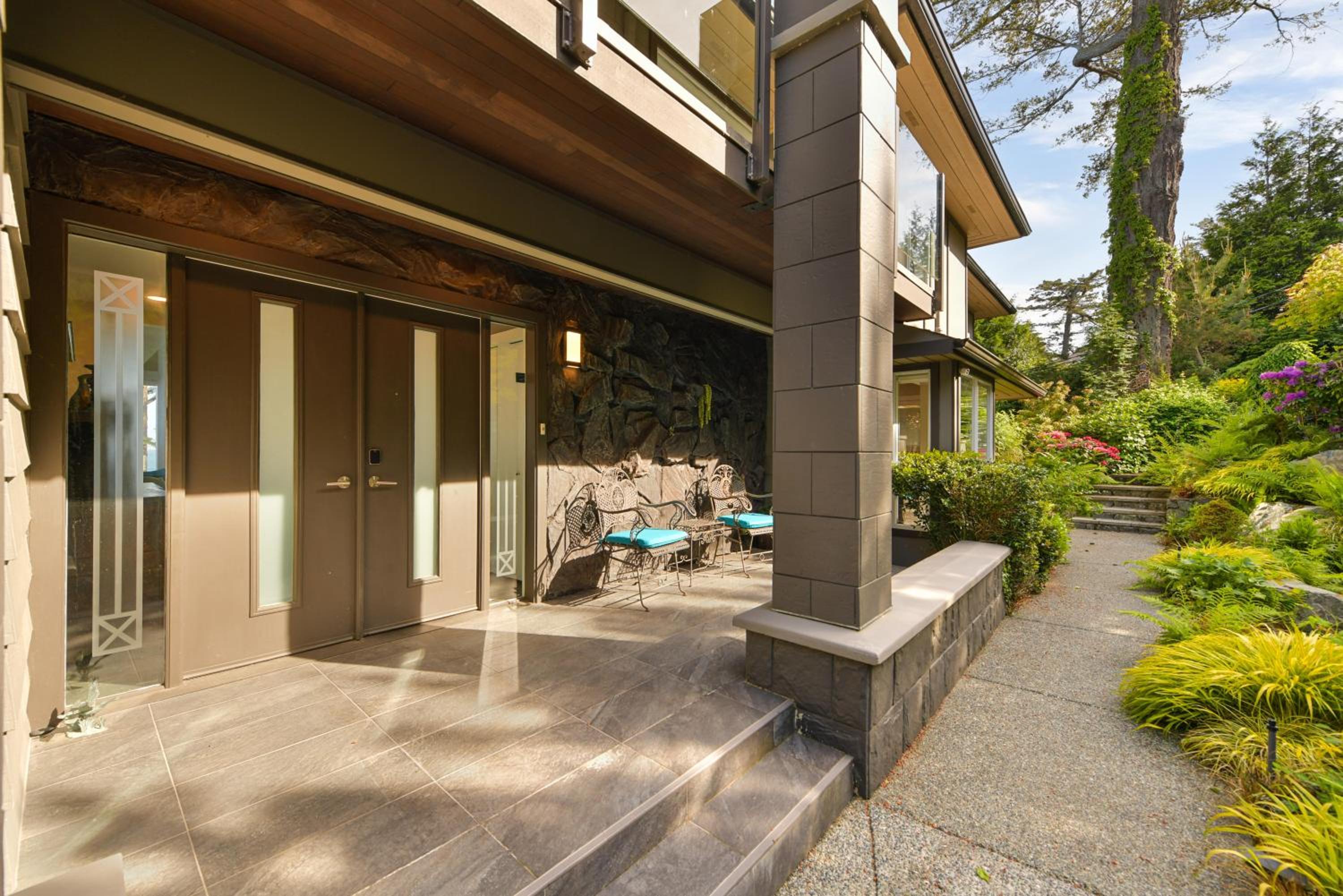 Oceanfront Oasis