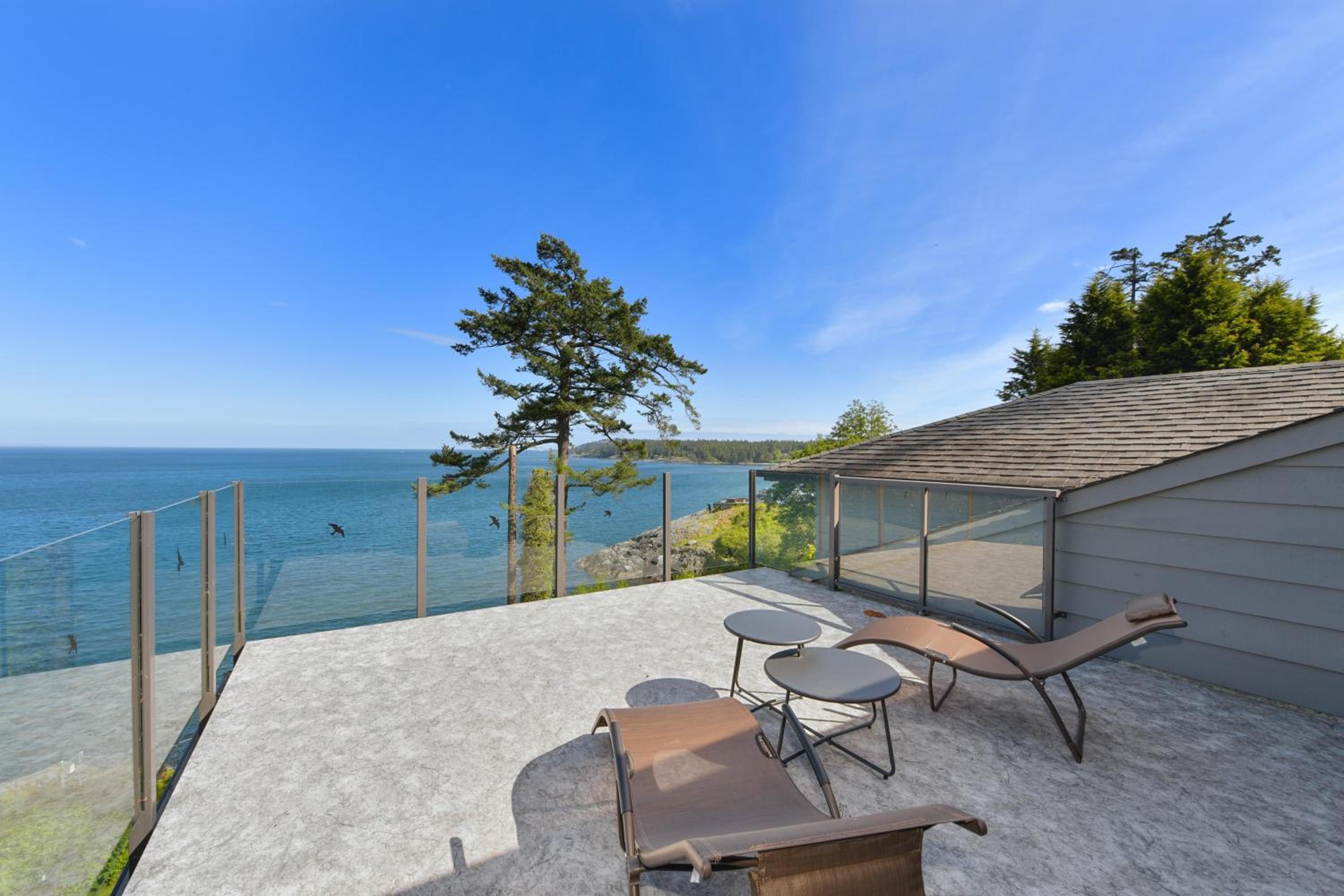 Oceanfront Oasis