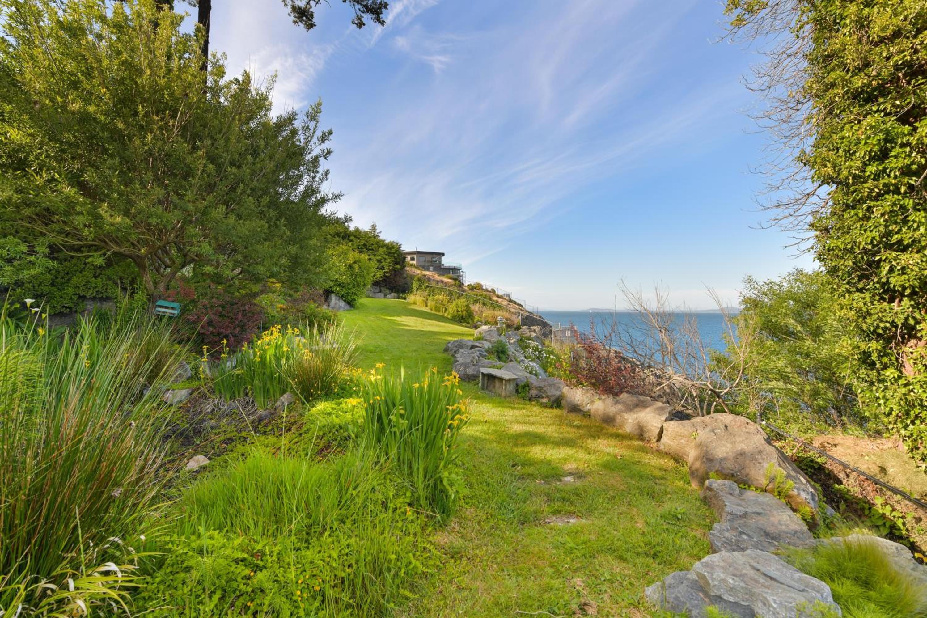 Oceanfront Oasis