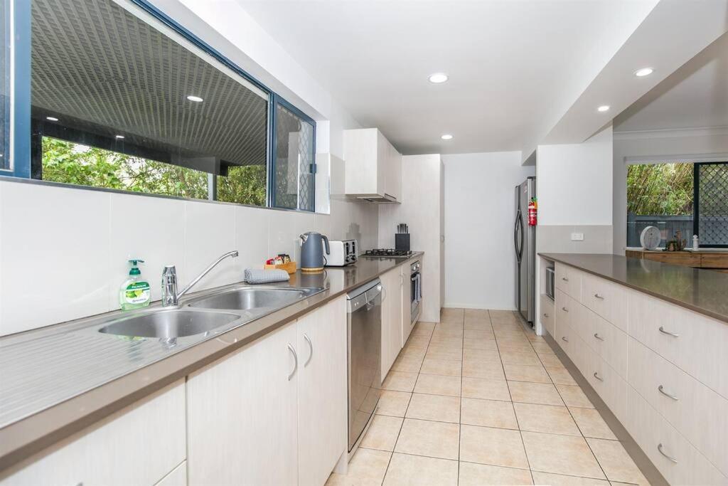 Bliss At Broadbeach - Large canal facing property