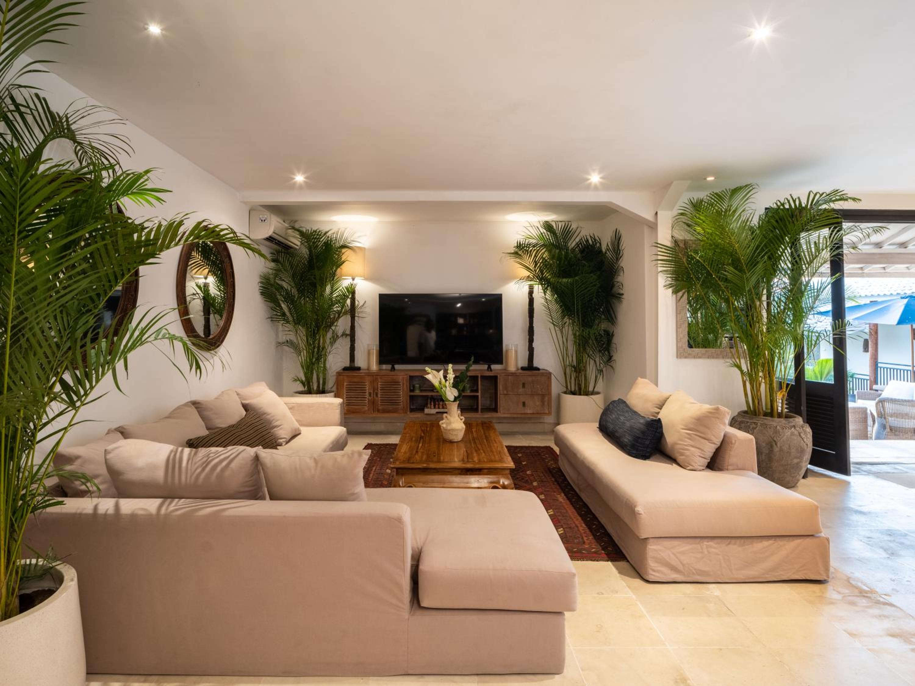 Luxury Berawa Pool Villa view 5