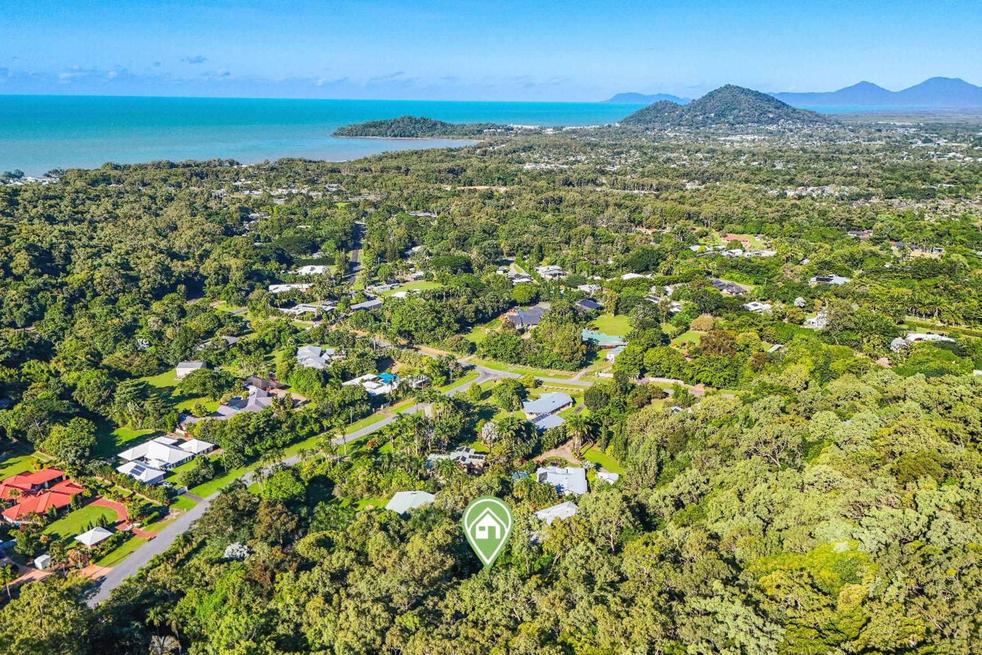 The Ferns Villa Serene Rainforest Retreat with Ocean Breezes