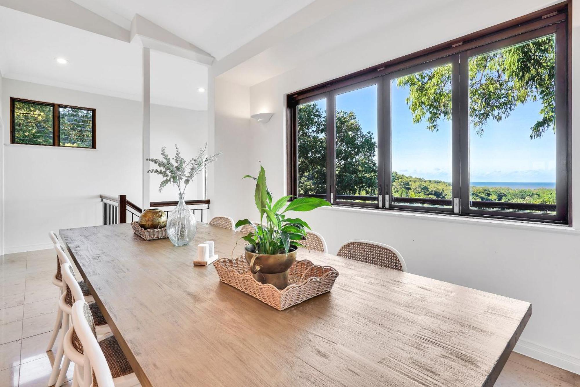 The Ferns Villa Serene Rainforest Retreat with Ocean Breezes