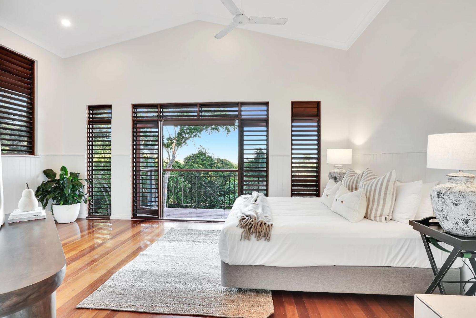 The Ferns Villa Serene Rainforest Retreat with Ocean Breezes