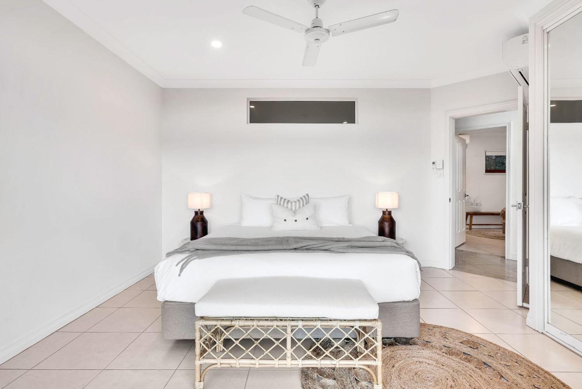 The Ferns Villa Serene Rainforest Retreat with Ocean Breezes
