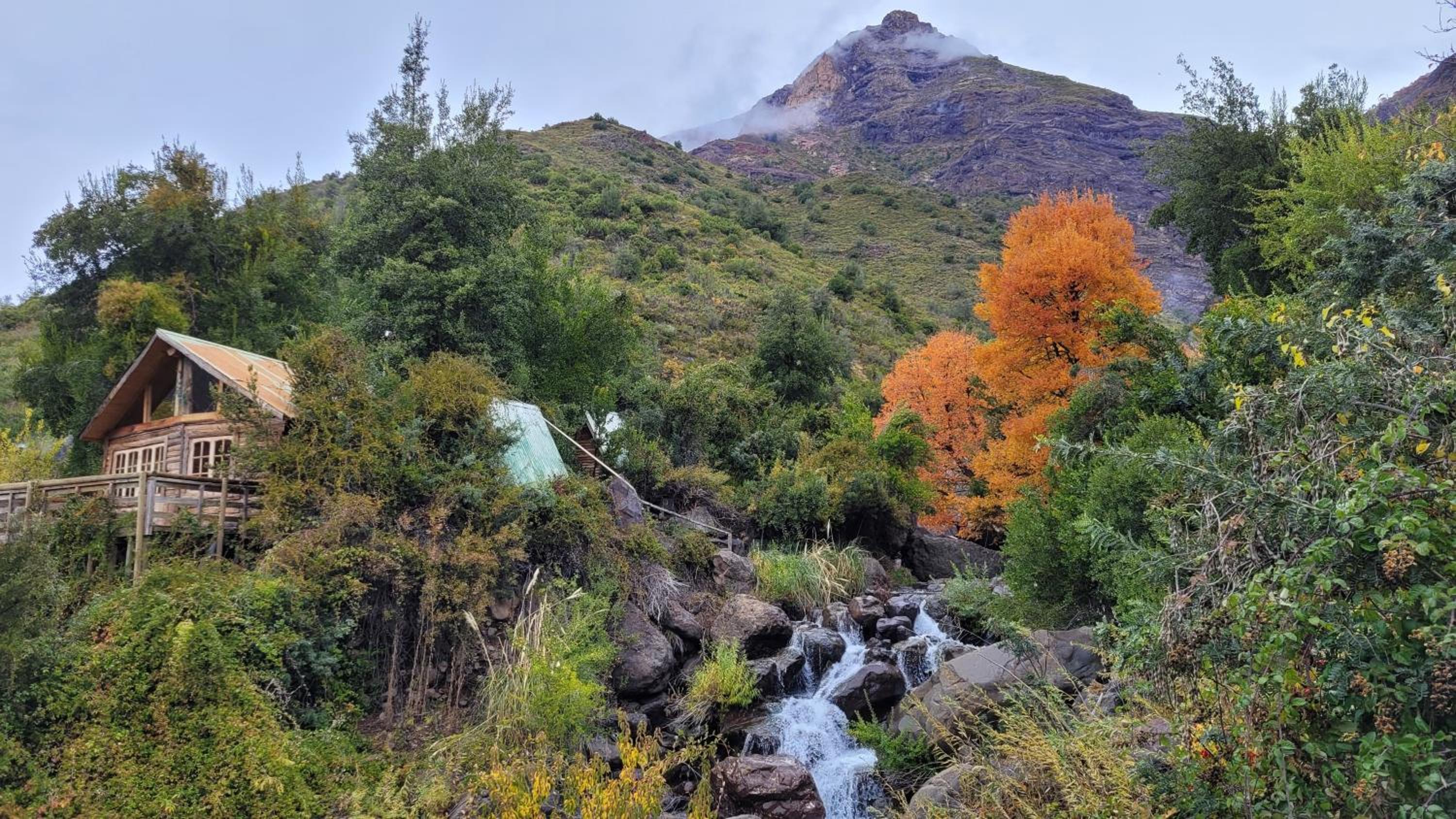 Parque Guaiquivilo, Cabañas de montaña con tinaja privada