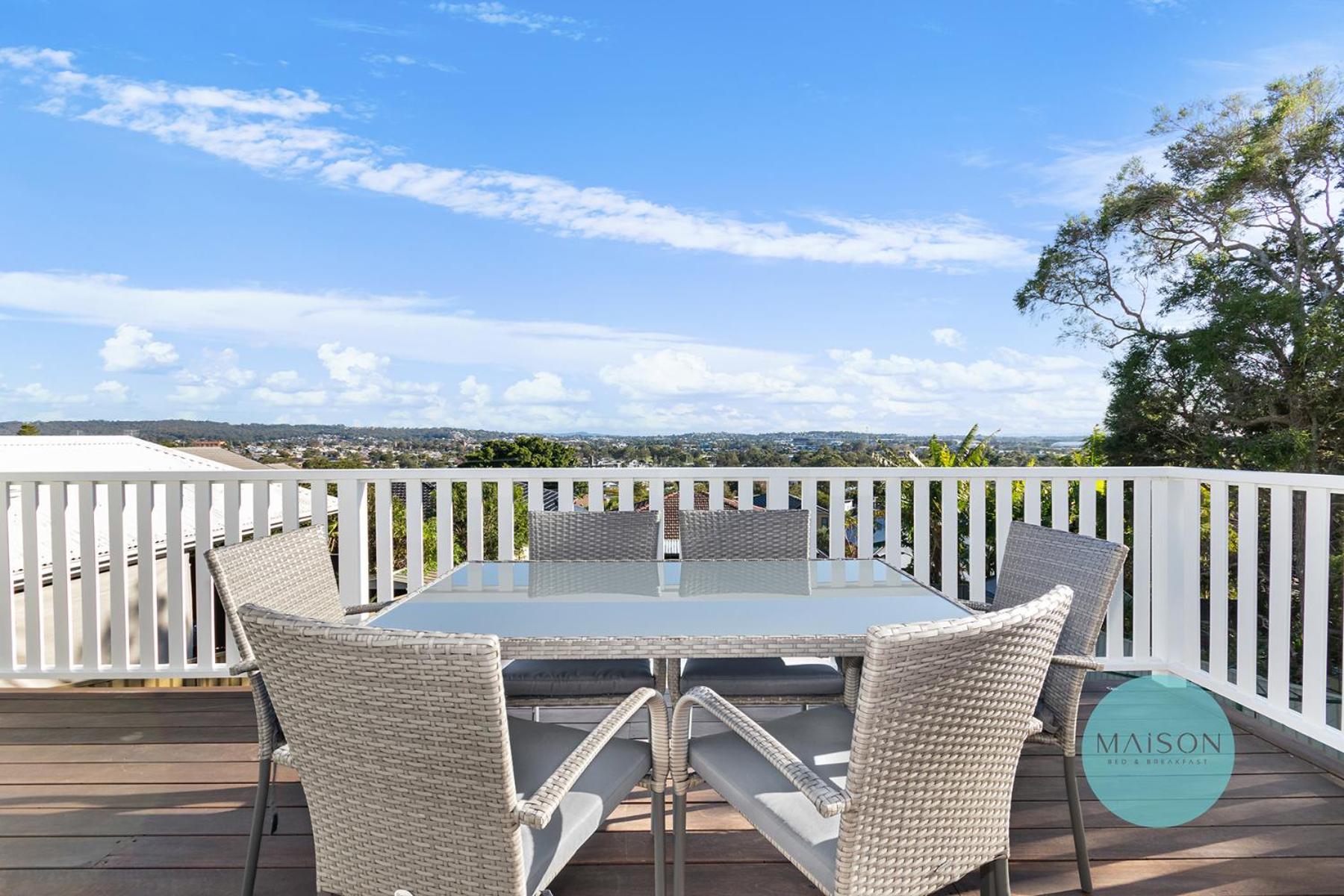 Charming Merewether Cottage
