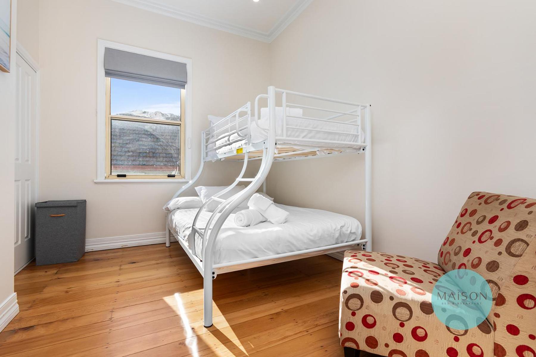 Charming Merewether Cottage