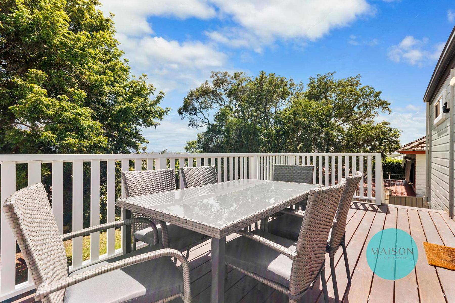 Charming Merewether Cottage