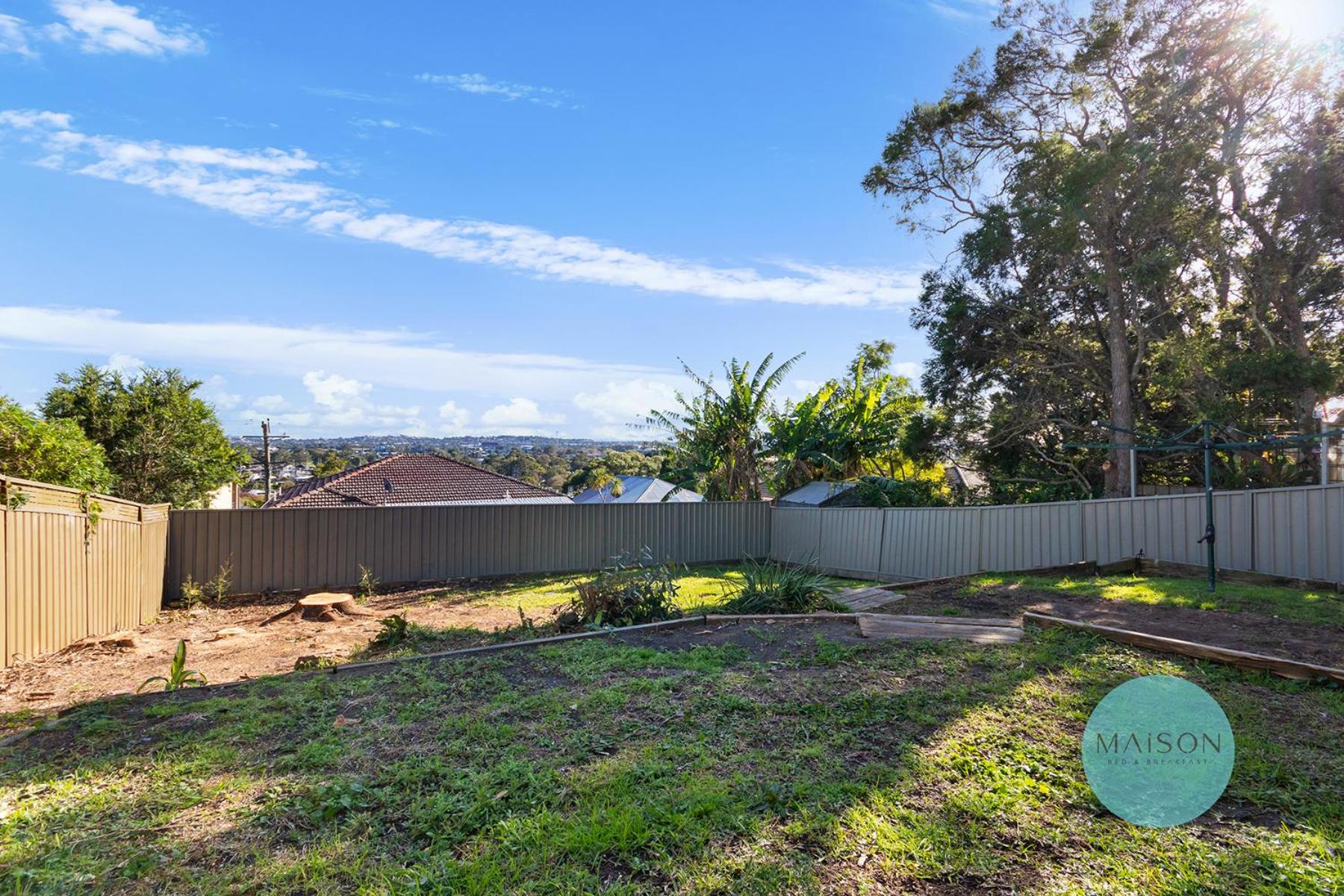 Charming Merewether Cottage