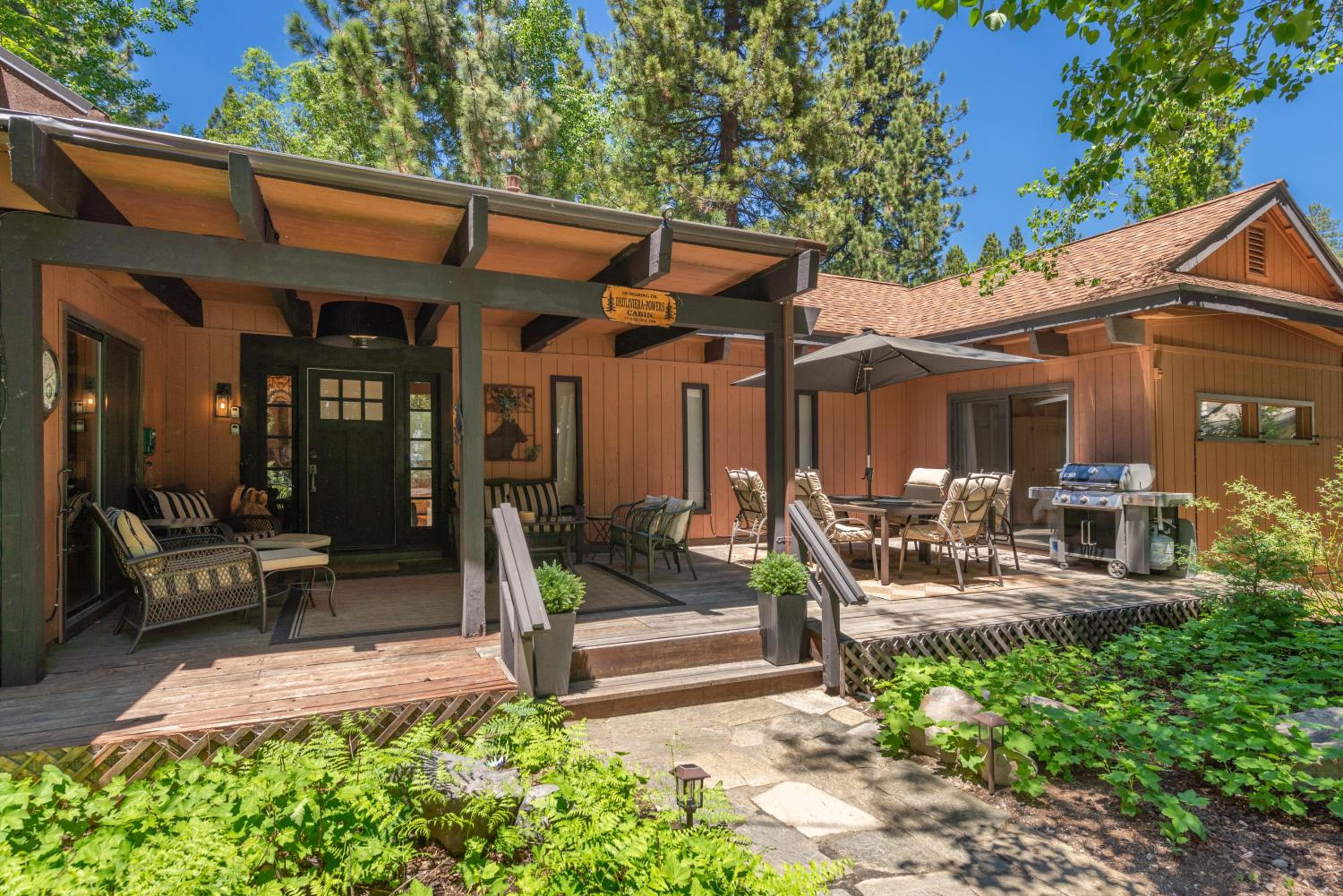 Tahoe City 4BR 4 Full Bathroom Home Near Palisades Close to Town view 2
