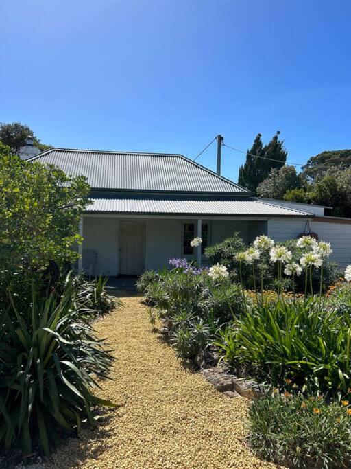 The Hideaway Robe SA Centrally located